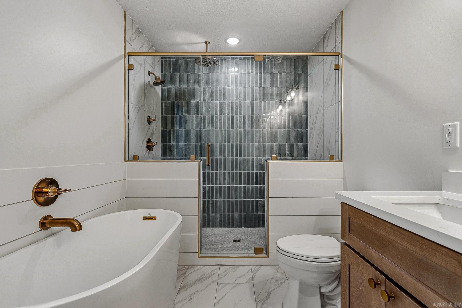 2005 Wood Street Property Photo 26