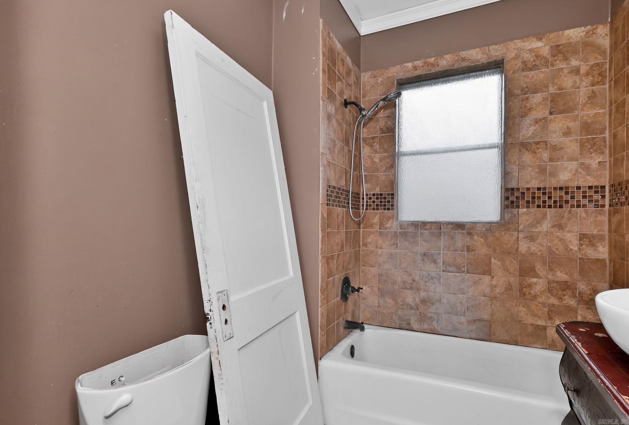 511 E Banks Street Property Photo 31