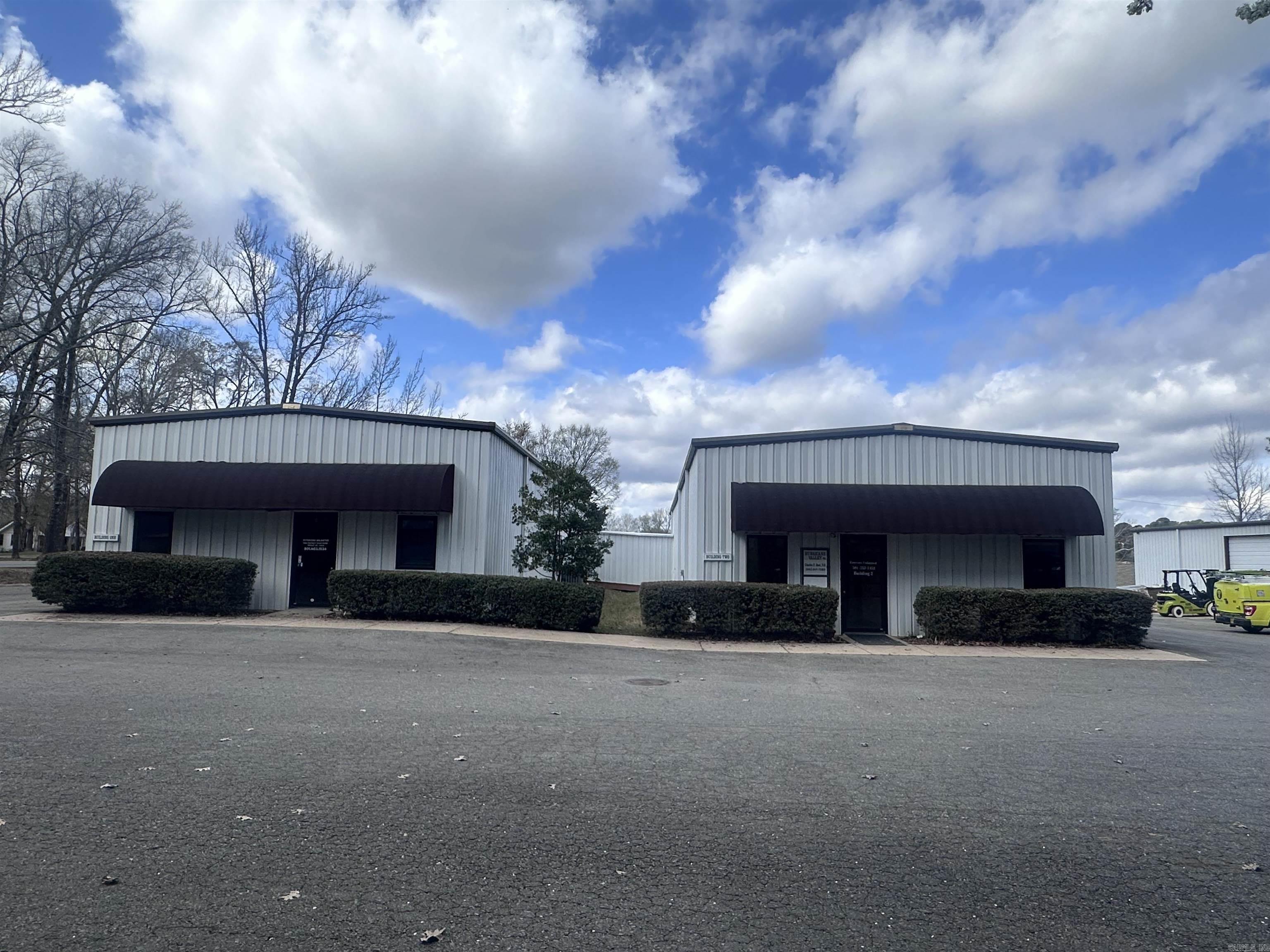 1506 Prickett Road Property Photo 1