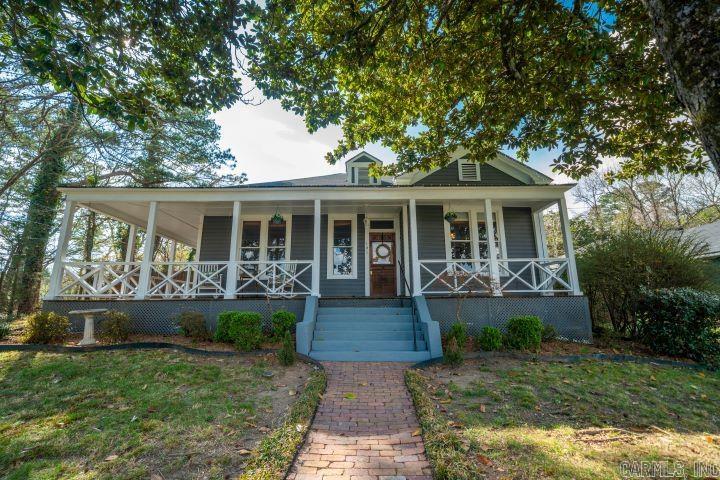 101 Westbrook Street Property Photo 1