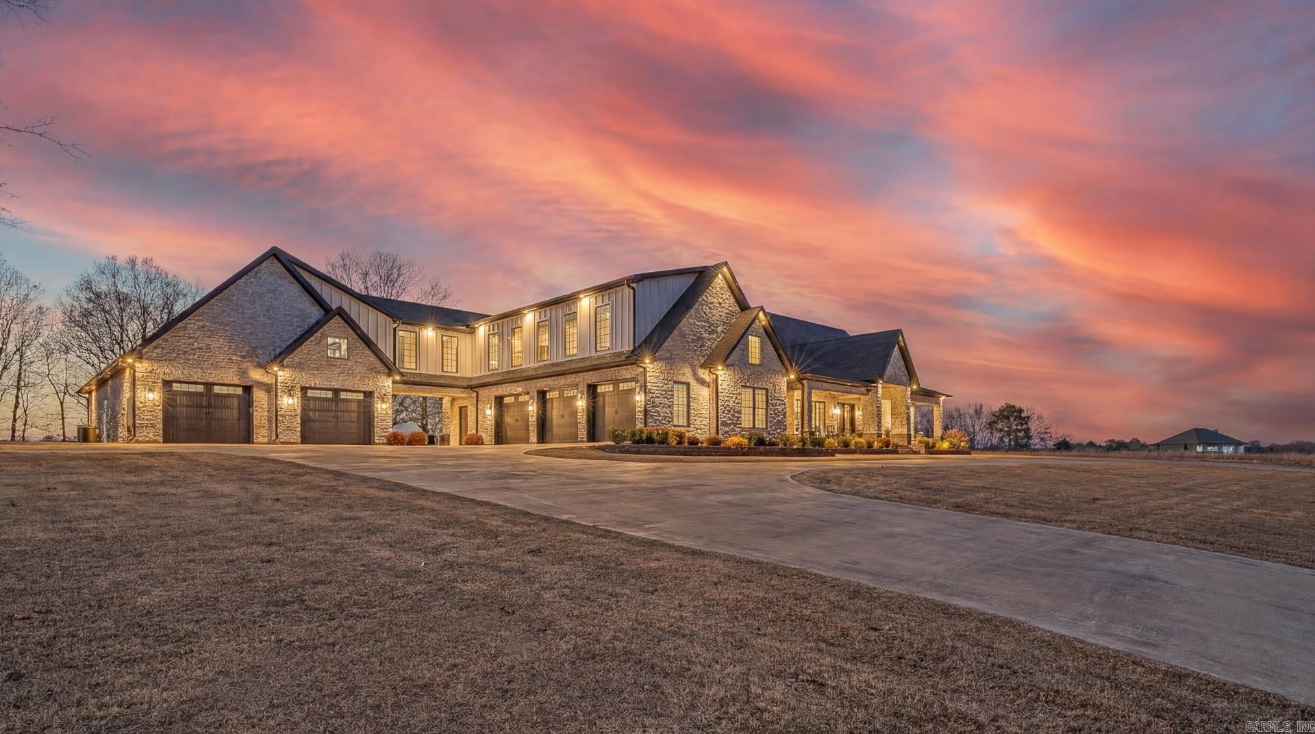 155 Cr 7599 Property Photo 1