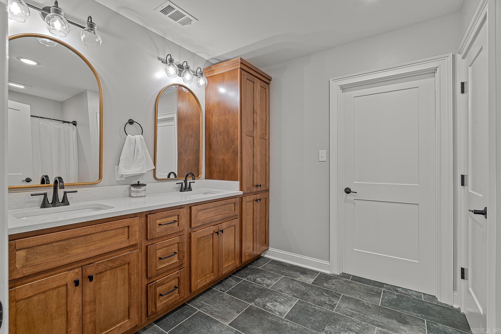 155 Cr 7599 Property Photo 40