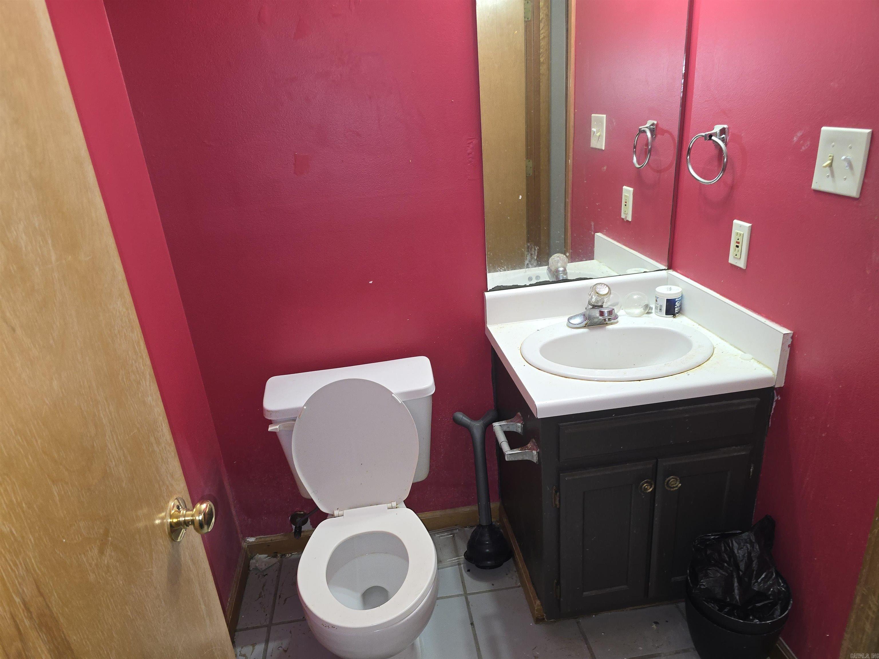 27 Edgehill Cove Property Photo 12