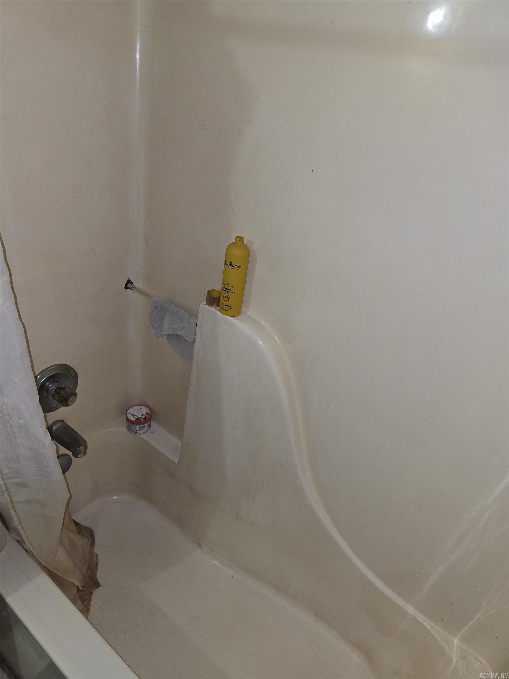 27 Edgehill Cove Property Photo 14