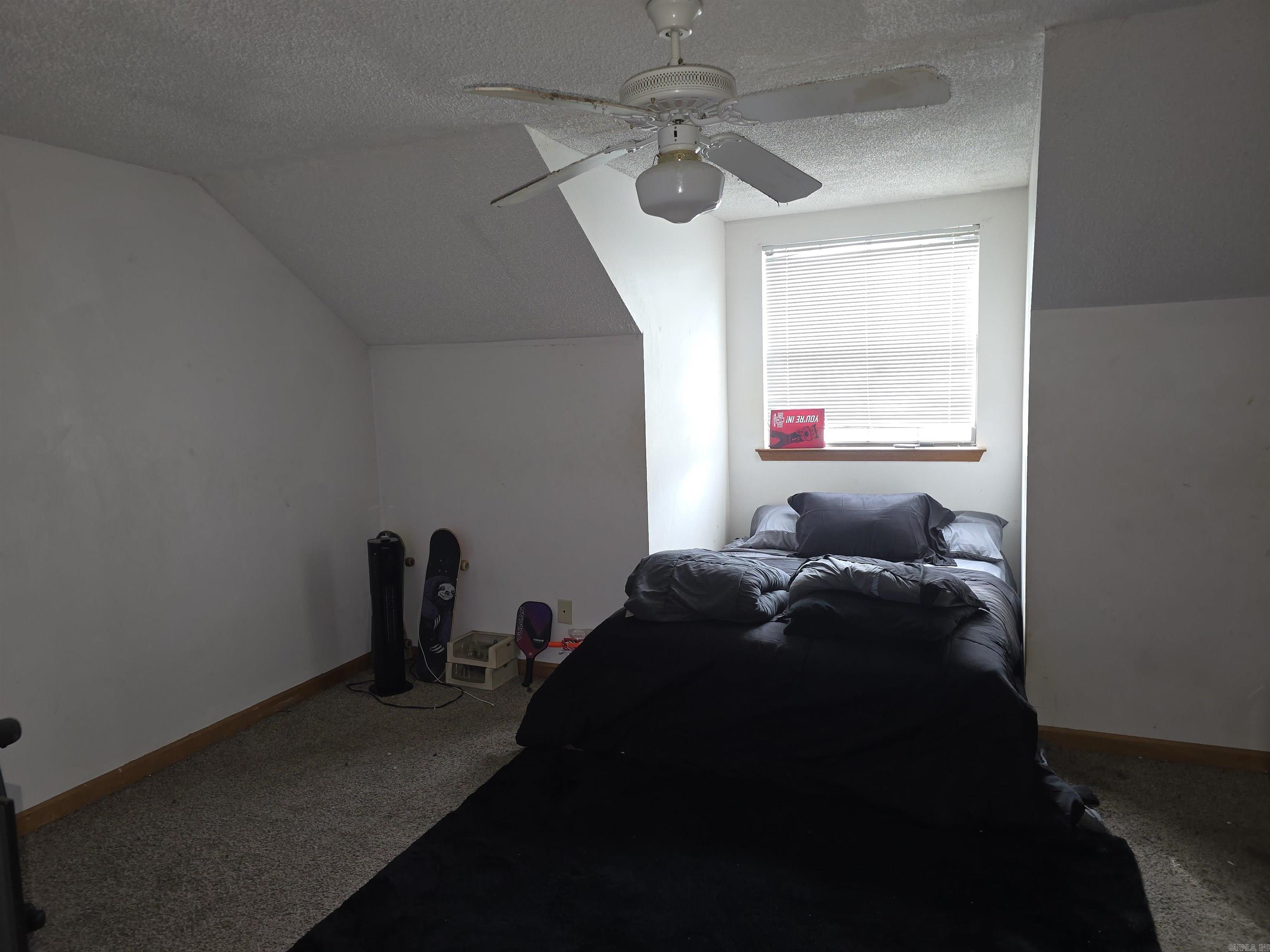 27 Edgehill Cove Property Photo 19