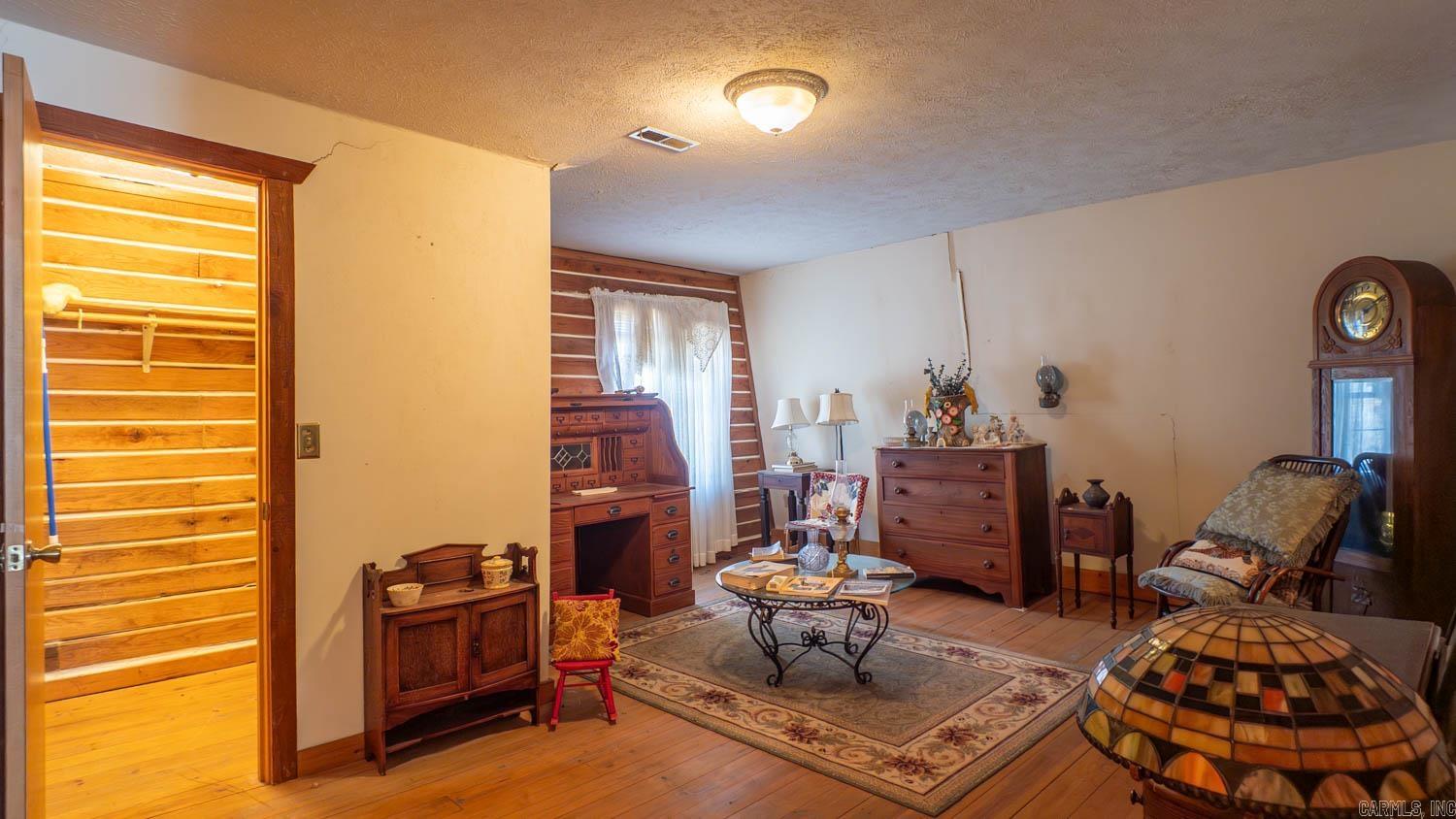 3612 Shepherd Of The Hills Expressway Property Photo 15