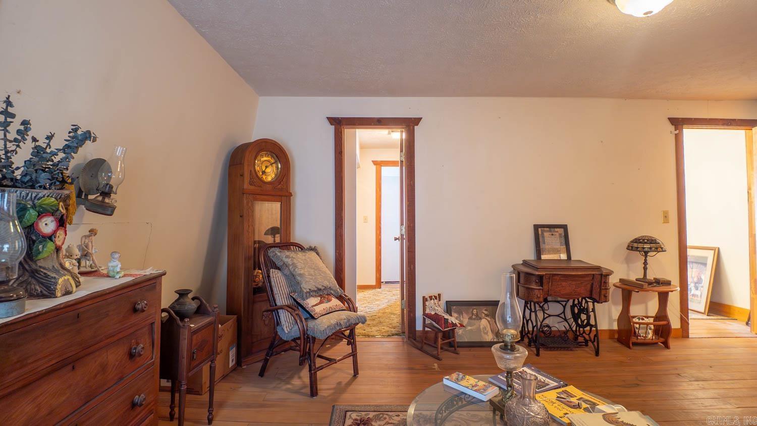 3612 Shepherd Of The Hills Expressway Property Photo 19