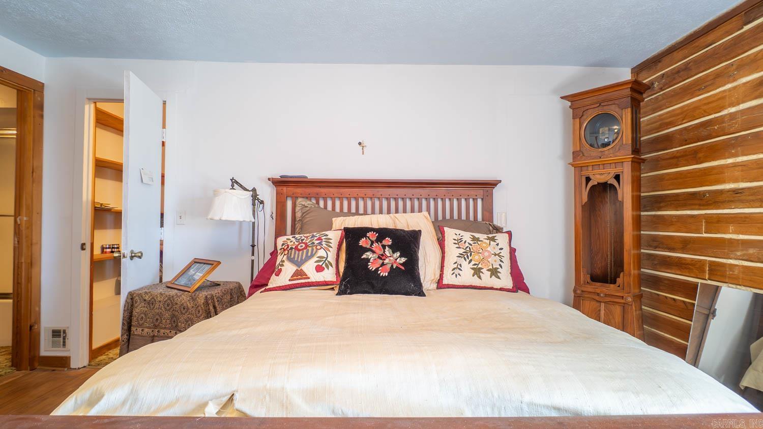3612 Shepherd Of The Hills Expressway Property Photo 25