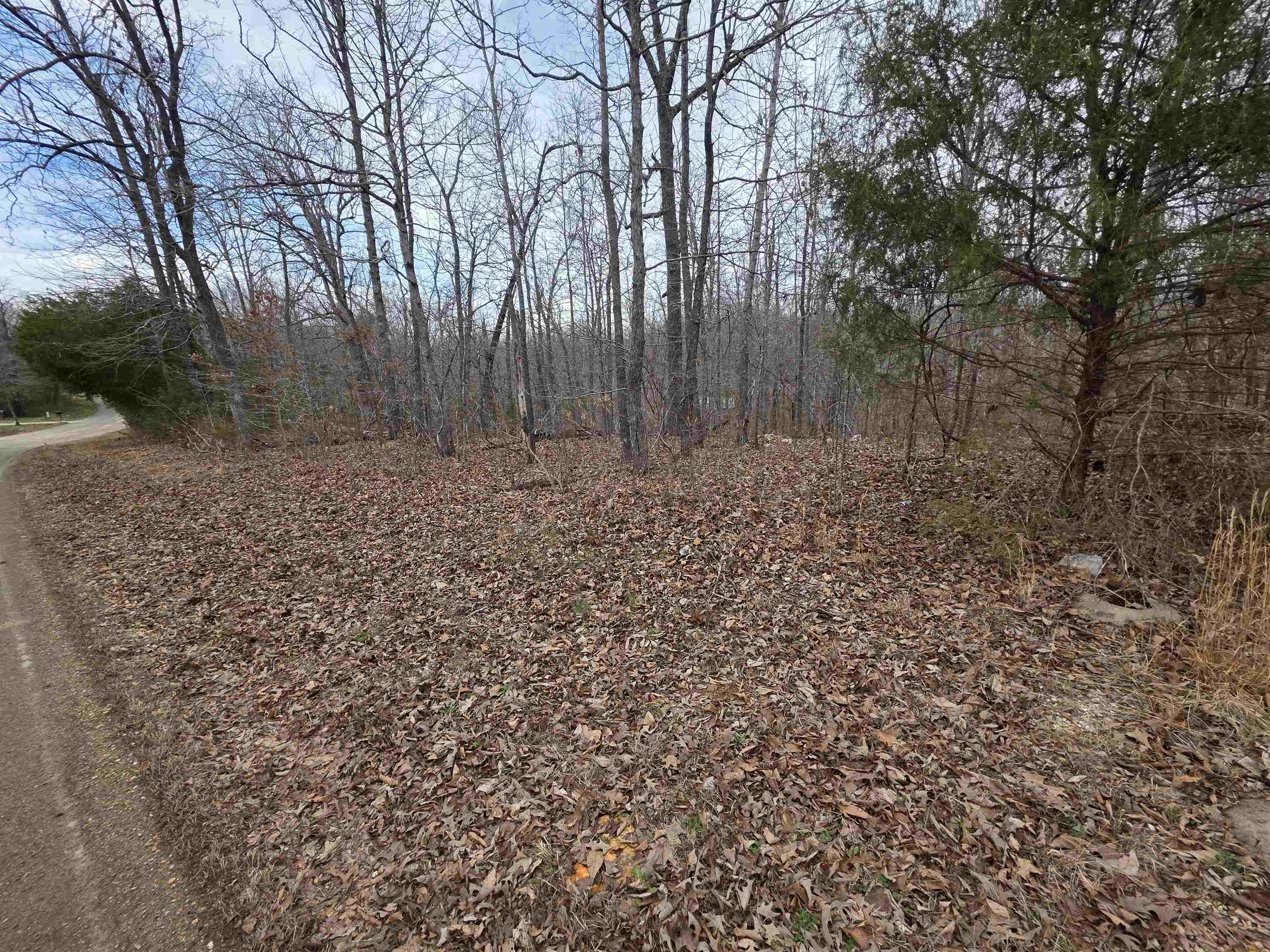 L17 B3 S Summit Ridge Drive Property Photo 1
