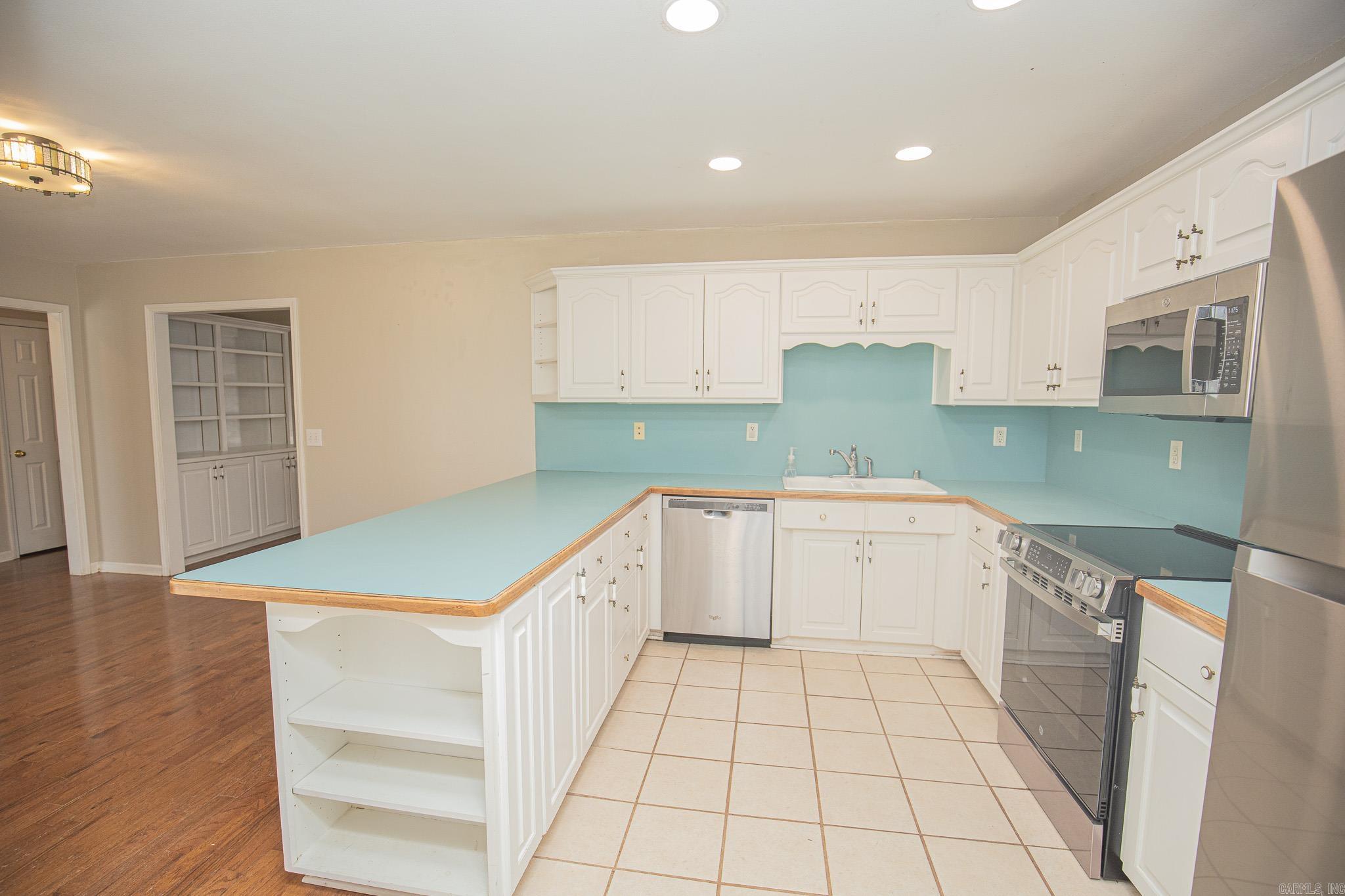 7 Christen Ln Property Photo 10