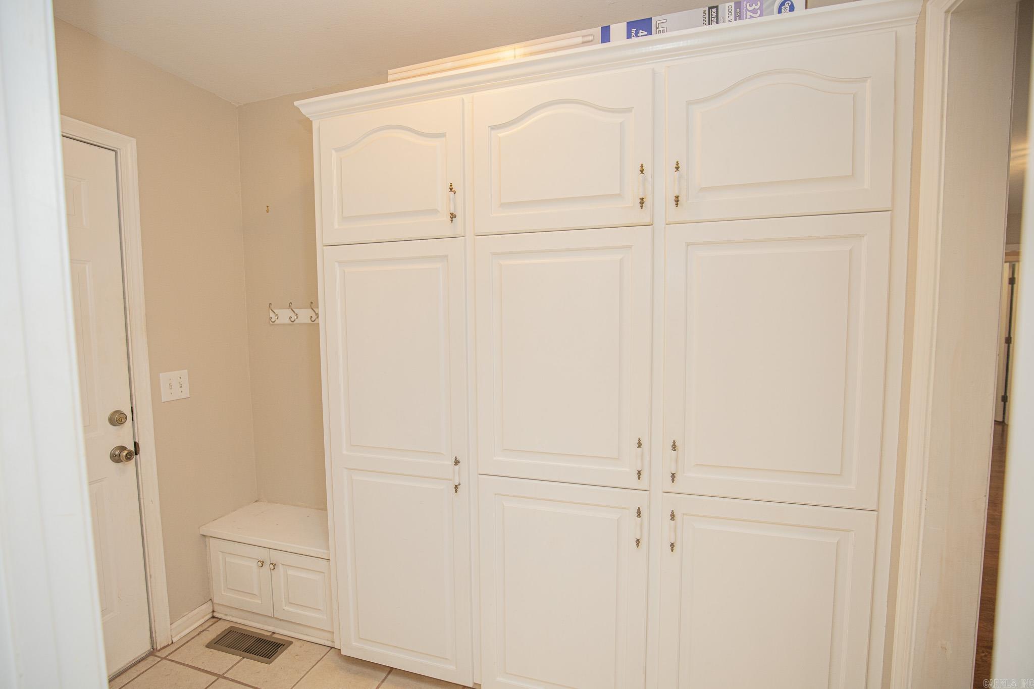 7 Christen Ln Property Photo 13