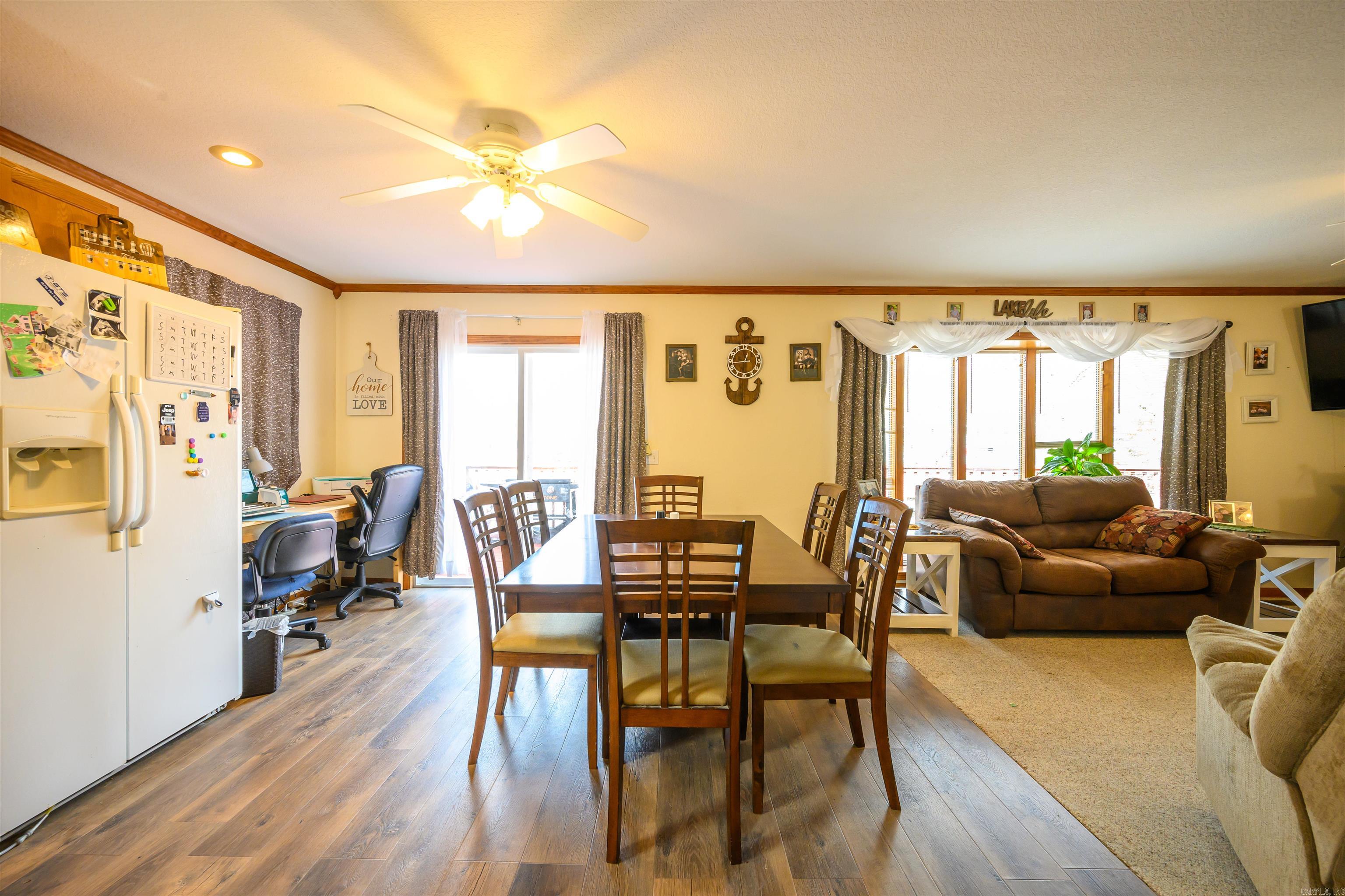 152 E Lakeshore Drive Property Photo 12