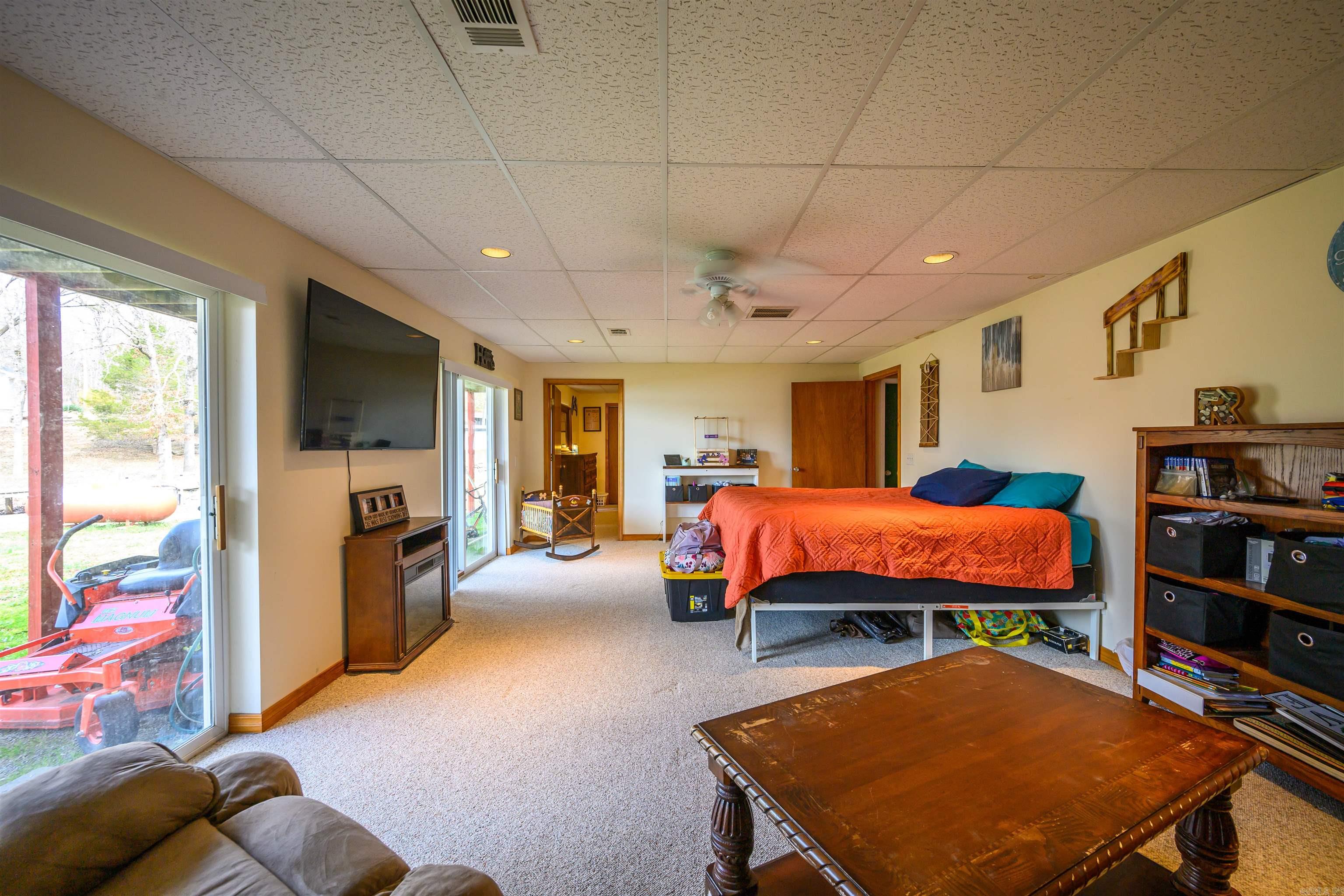 152 E Lakeshore Drive Property Photo 25