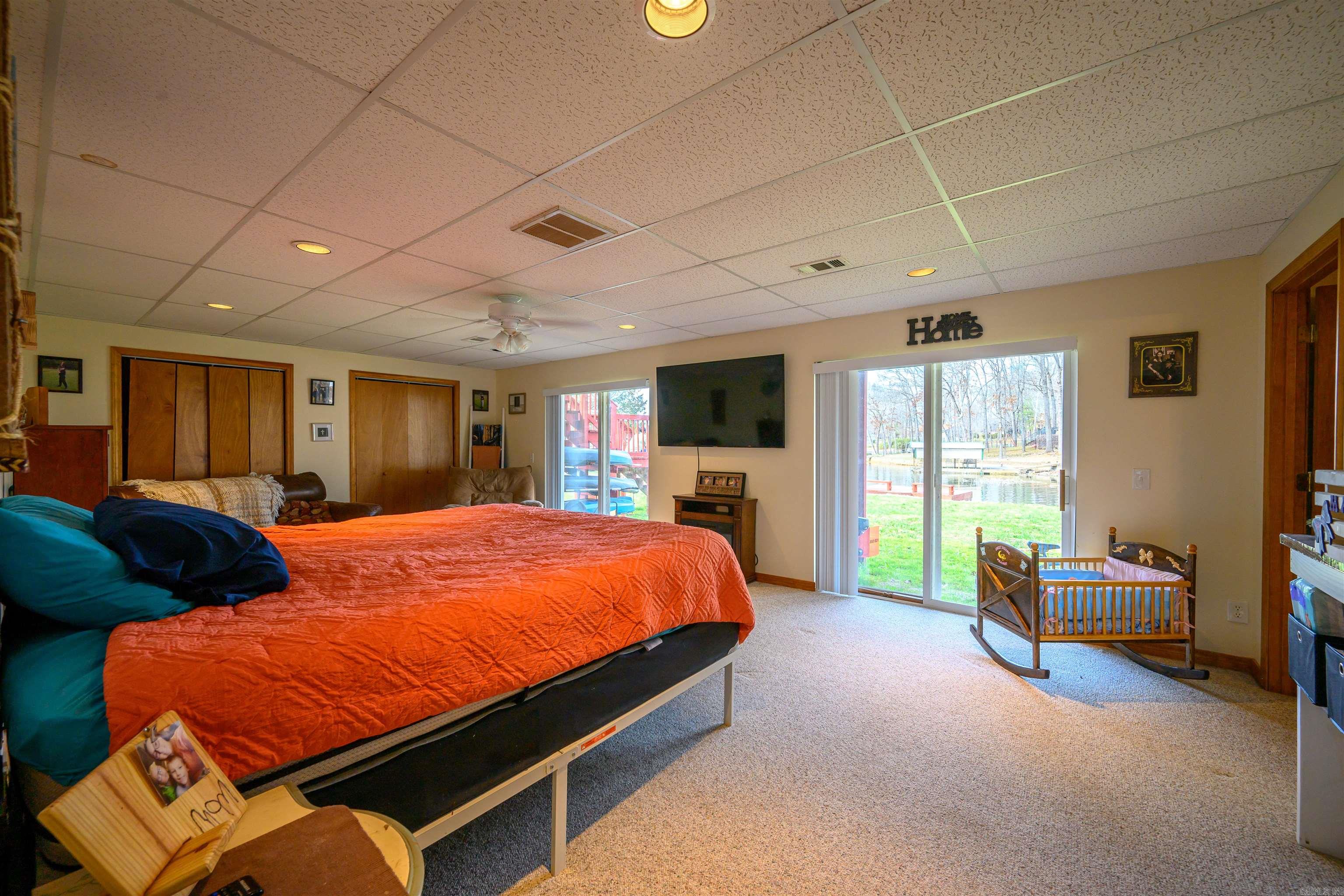 152 E Lakeshore Drive Property Photo 26