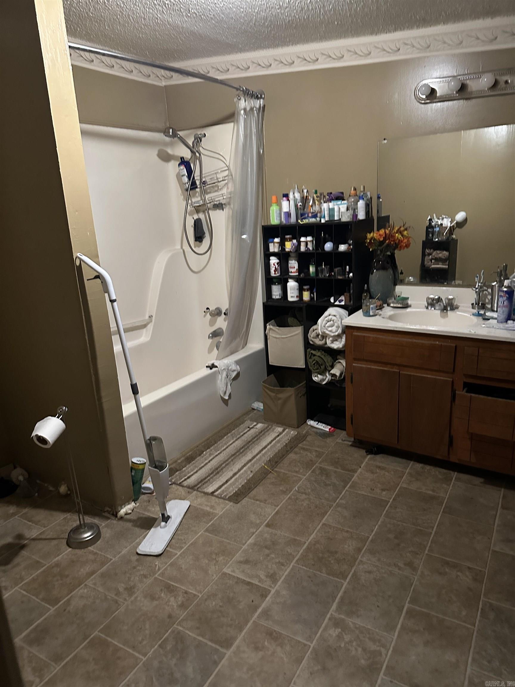 611 Warren Property Photo 11