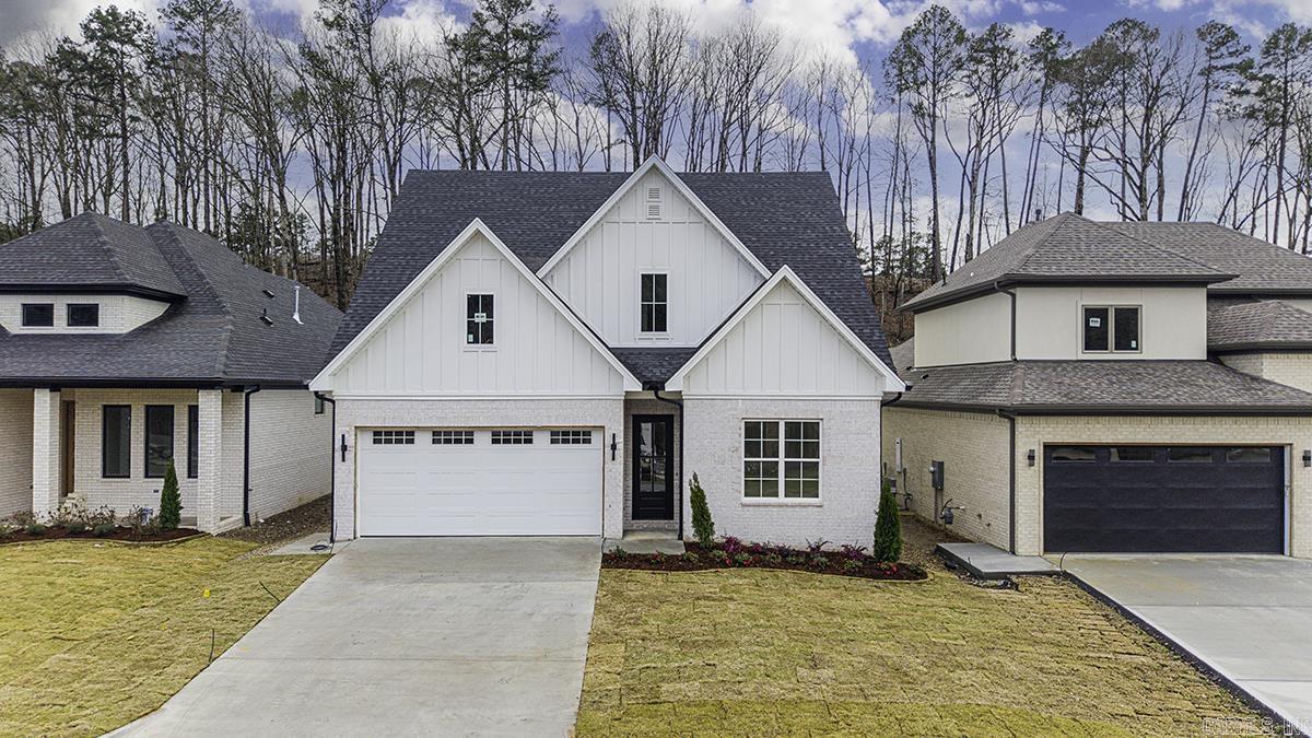 121 Kinley Loop Property Photo 3