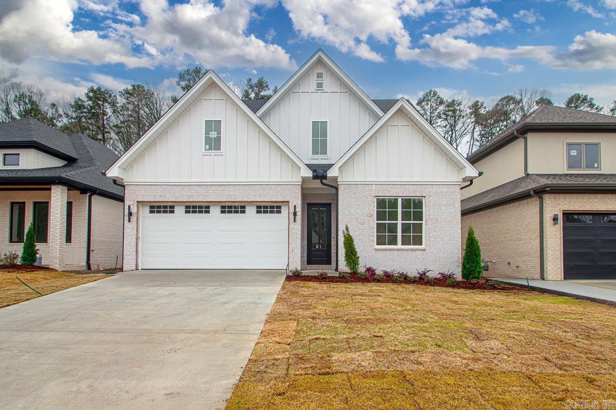 121 Kinley Loop Property Photo 4