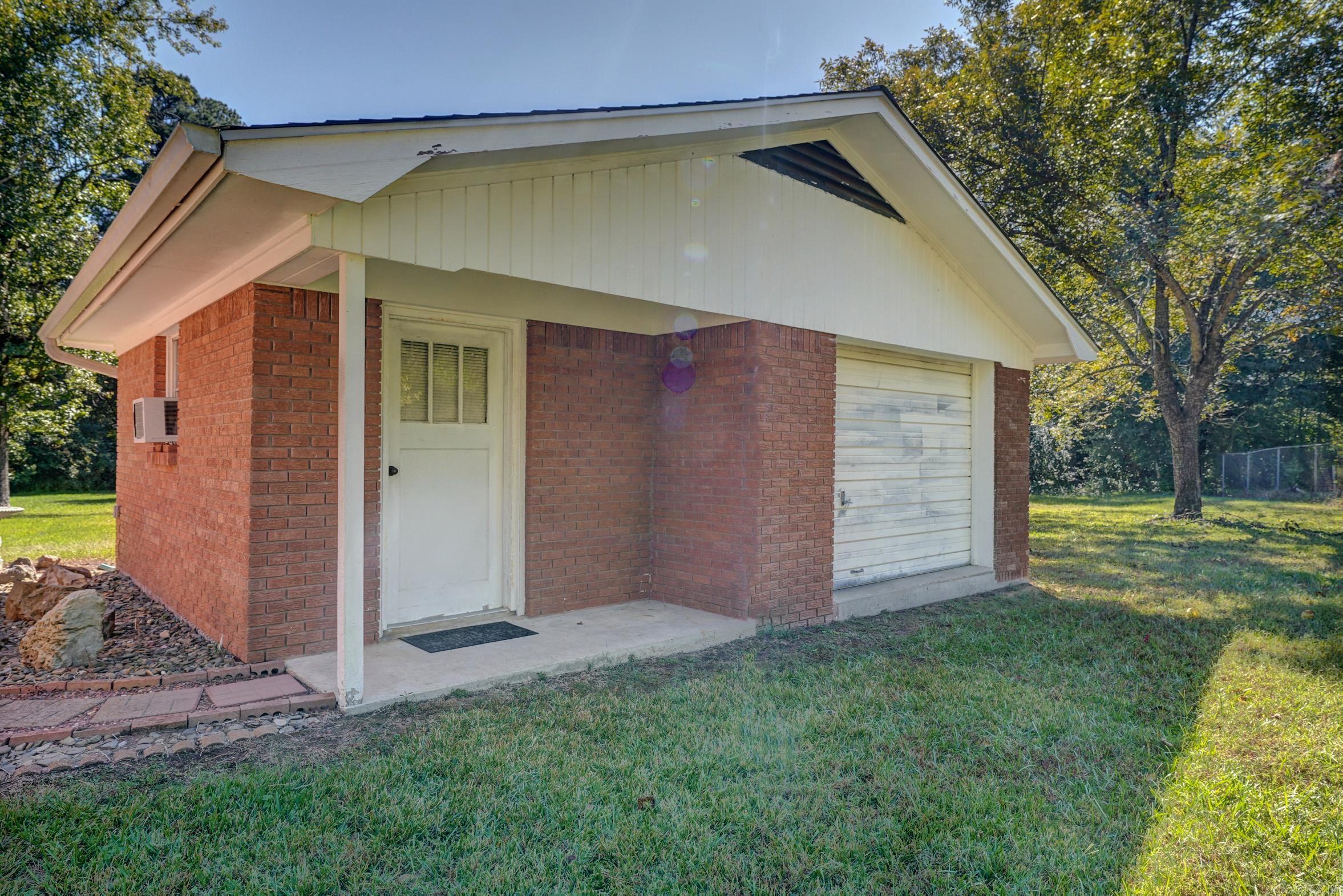 3417 East Street Property Photo 28