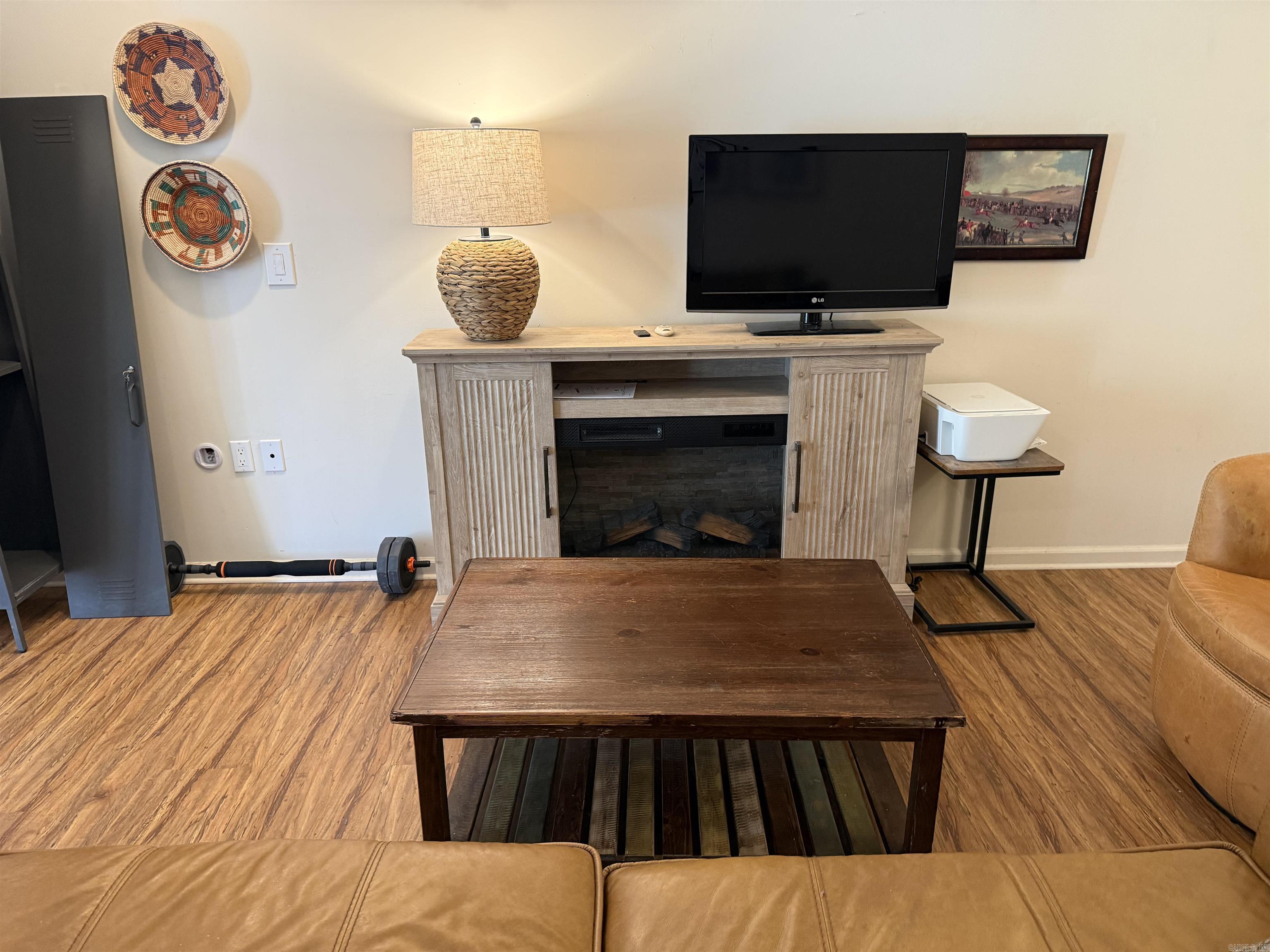 3006 Summerhill Place Property Photo 8
