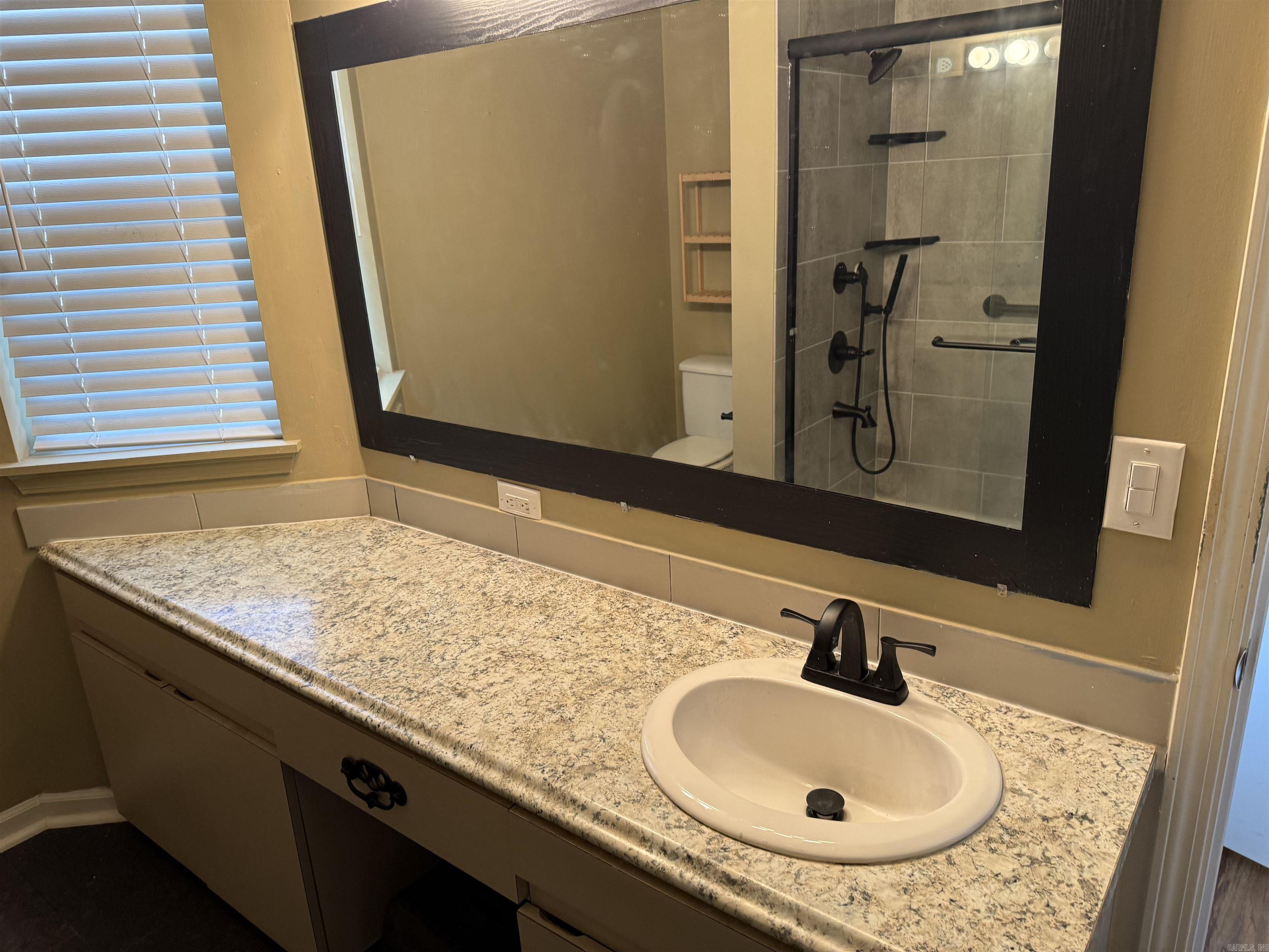 3006 Summerhill Place Property Photo 22