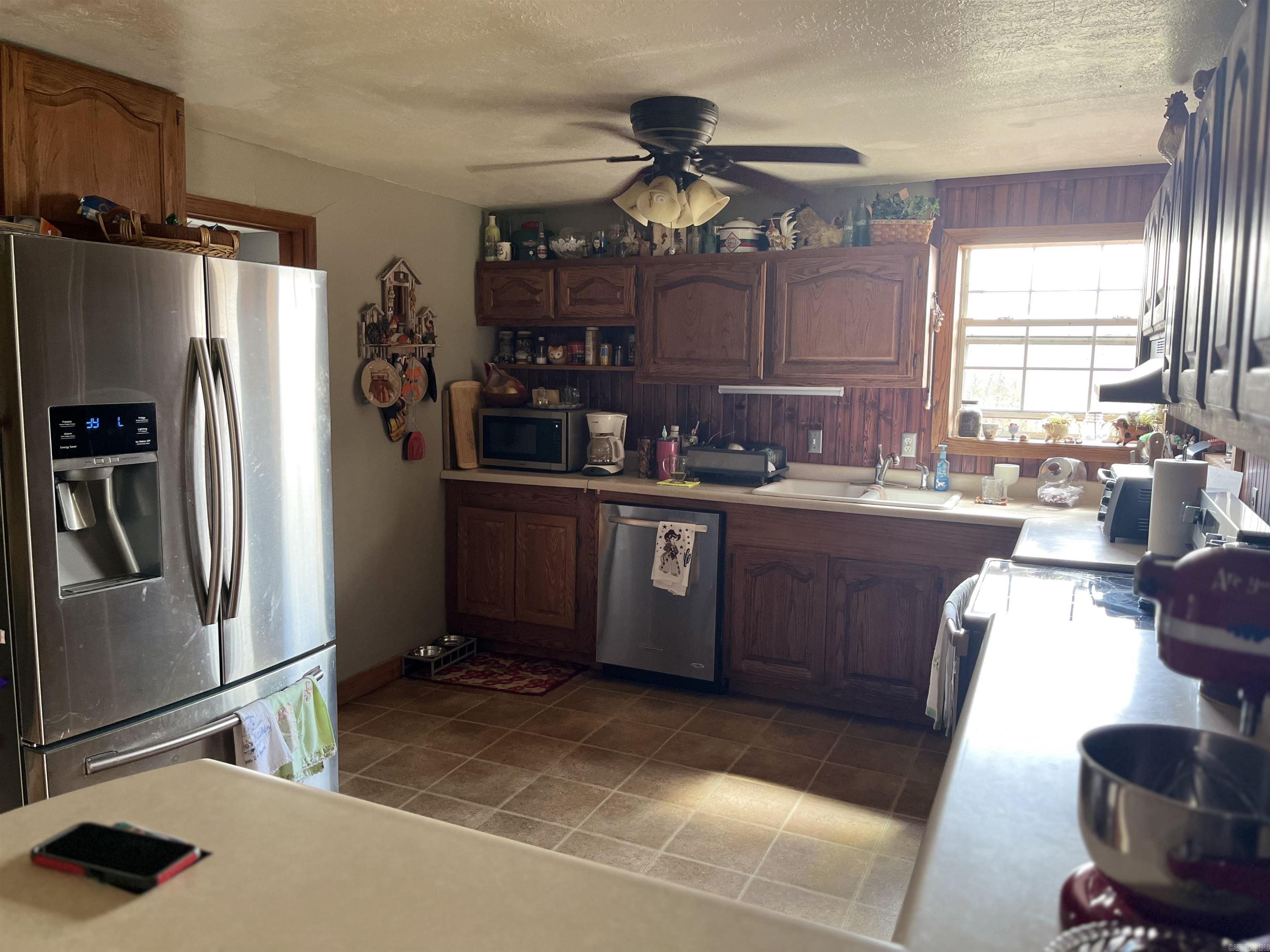 2314 Little Red River Road Property Photo 5