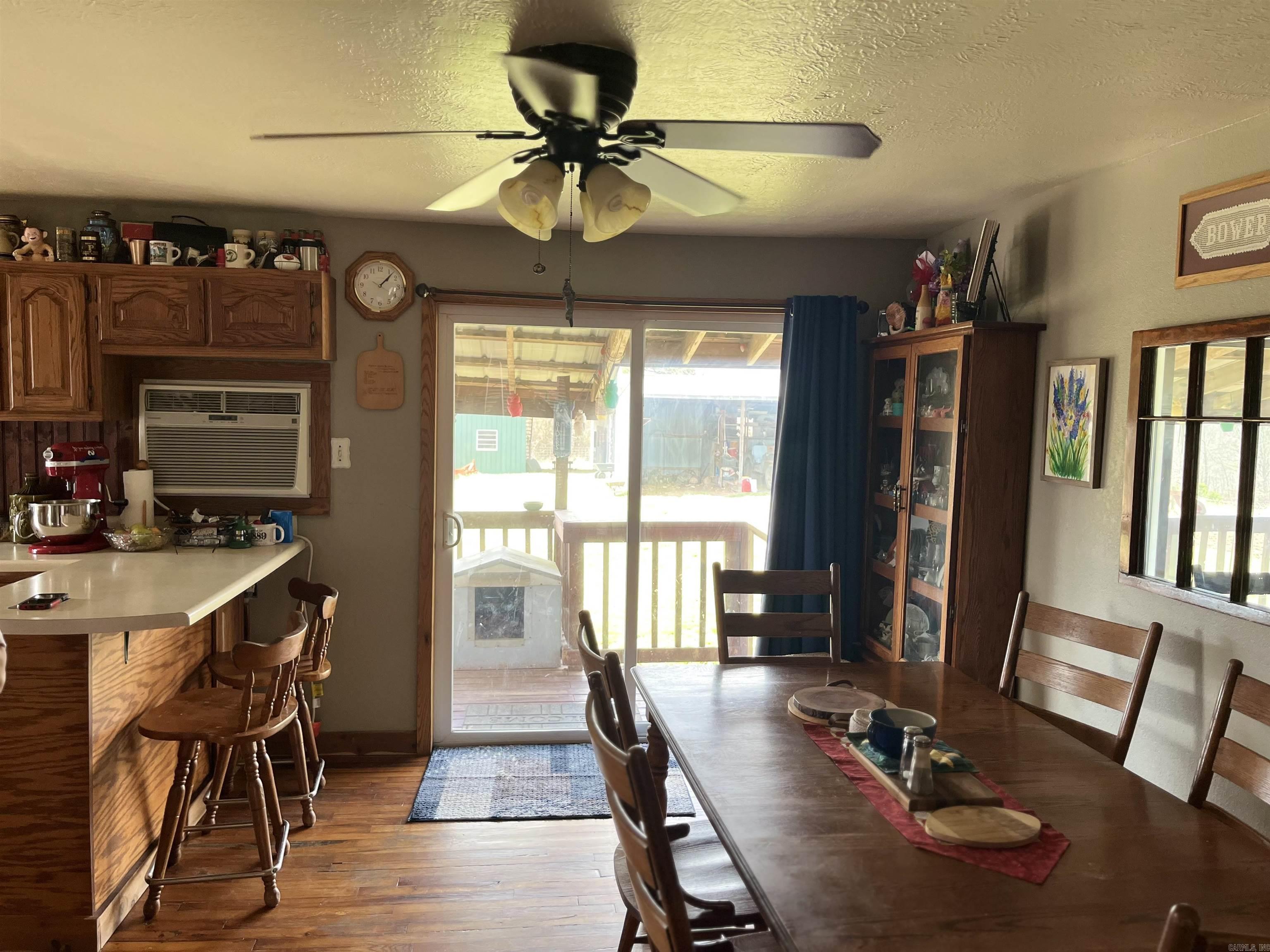 2314 Little Red River Road Property Photo 6