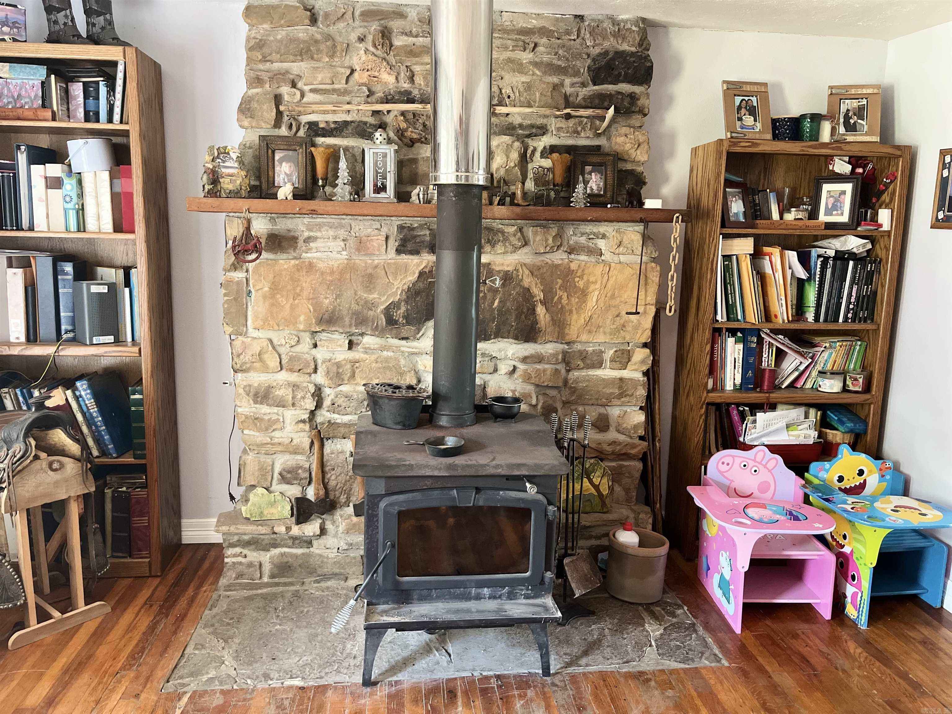 2314 Little Red River Road Property Photo 9