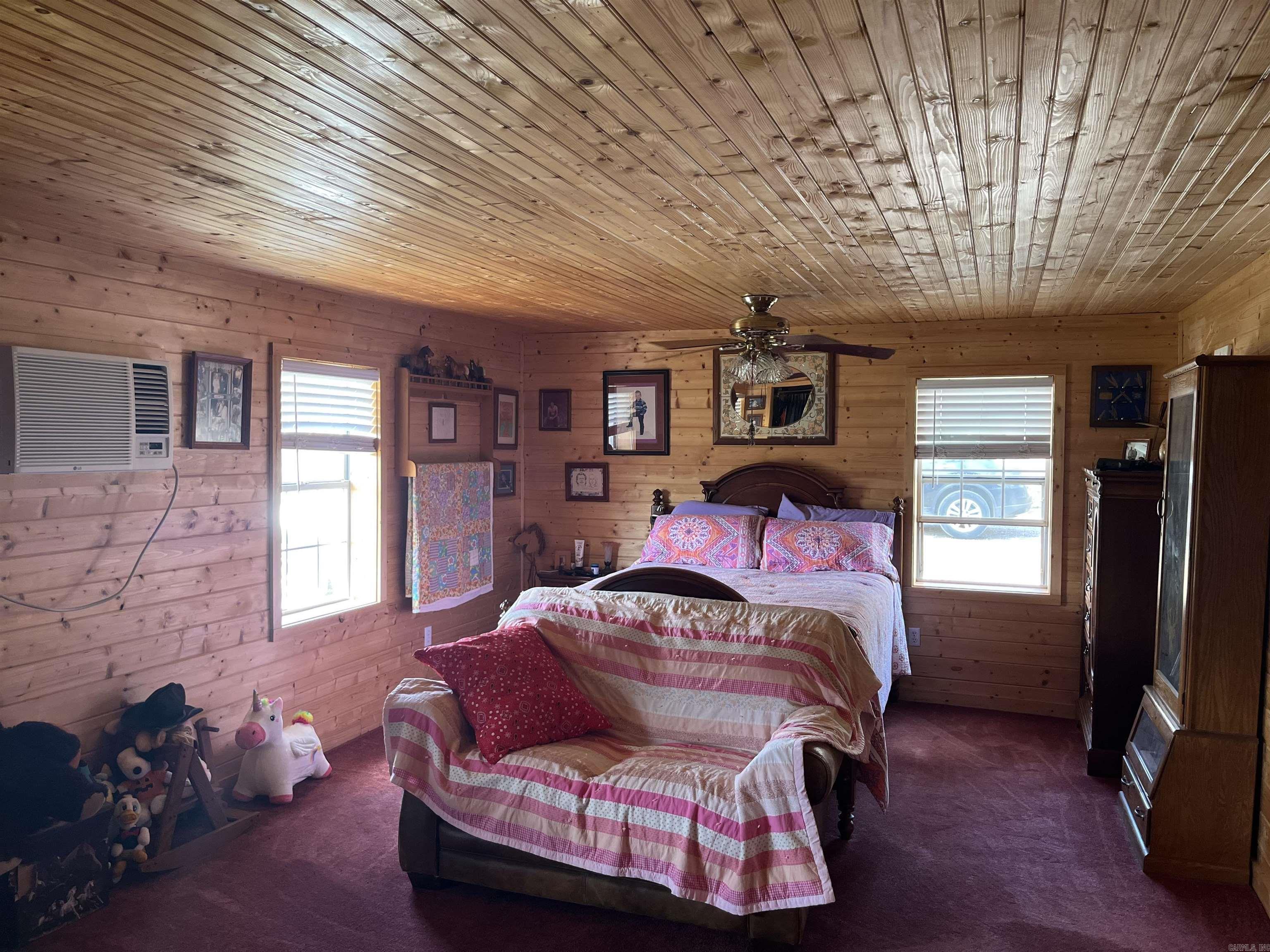 2314 Little Red River Road Property Photo 15