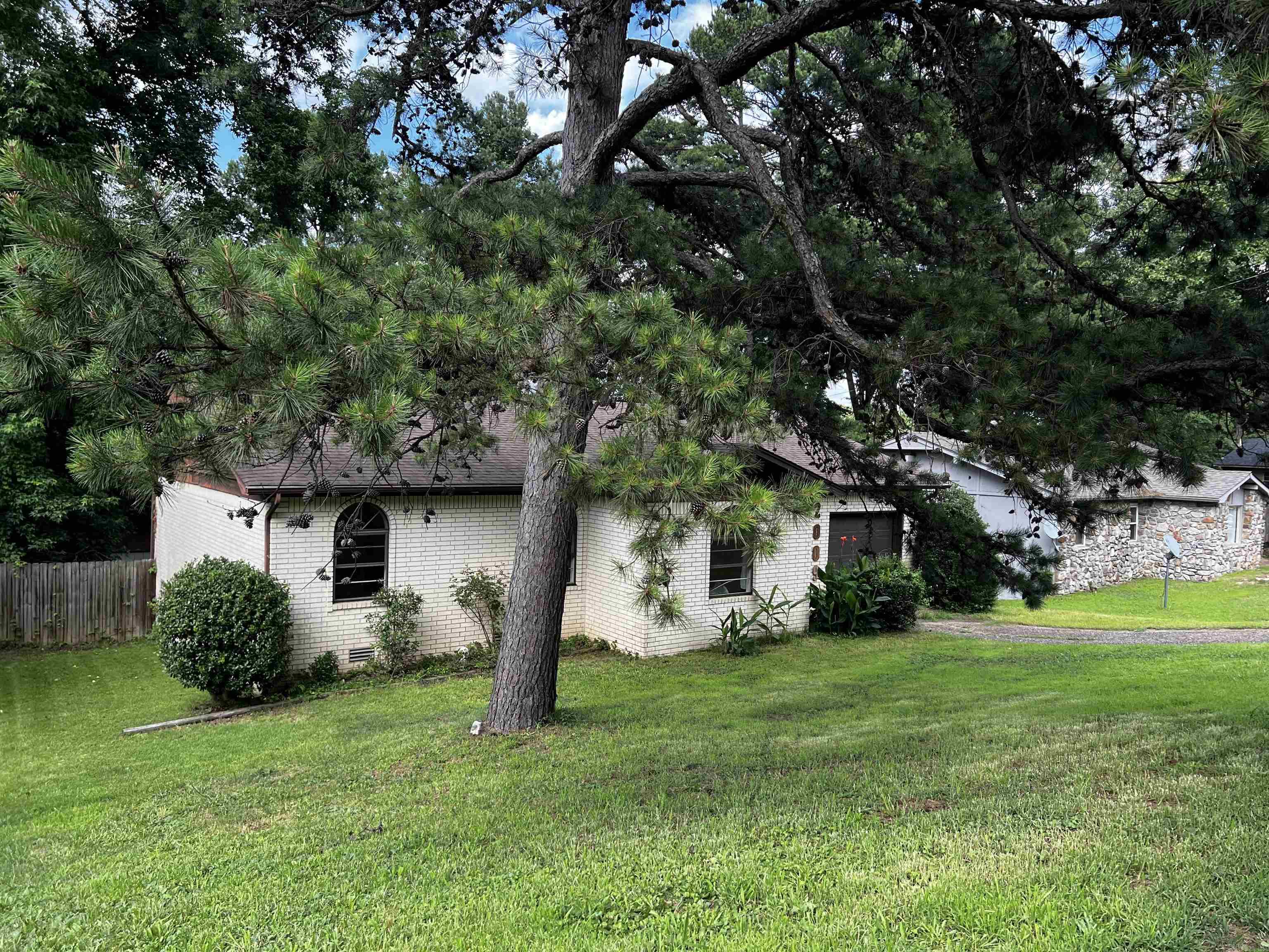 2009 Romine Road Property Photo 2