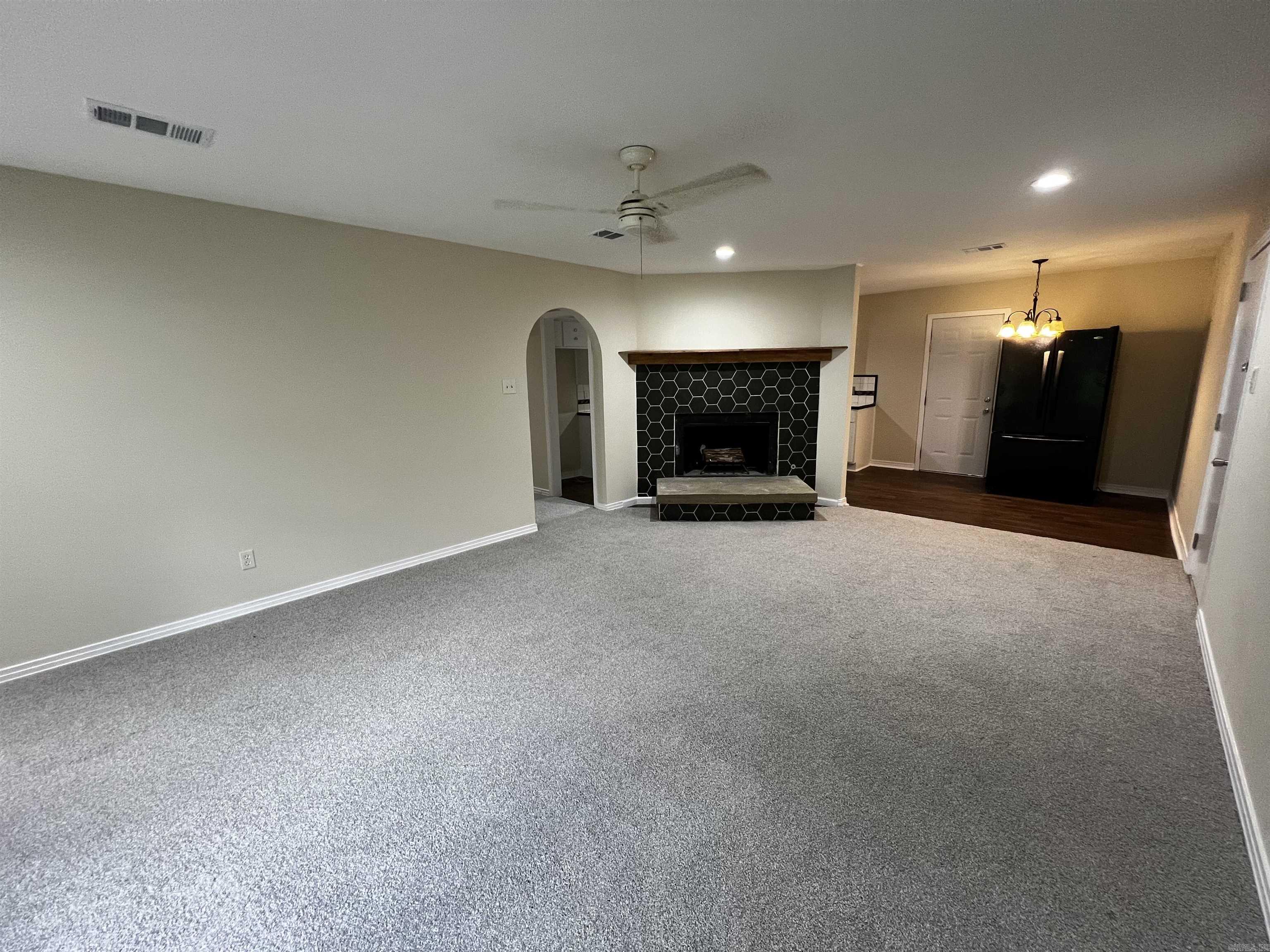 2009 Romine Road Property Photo 4