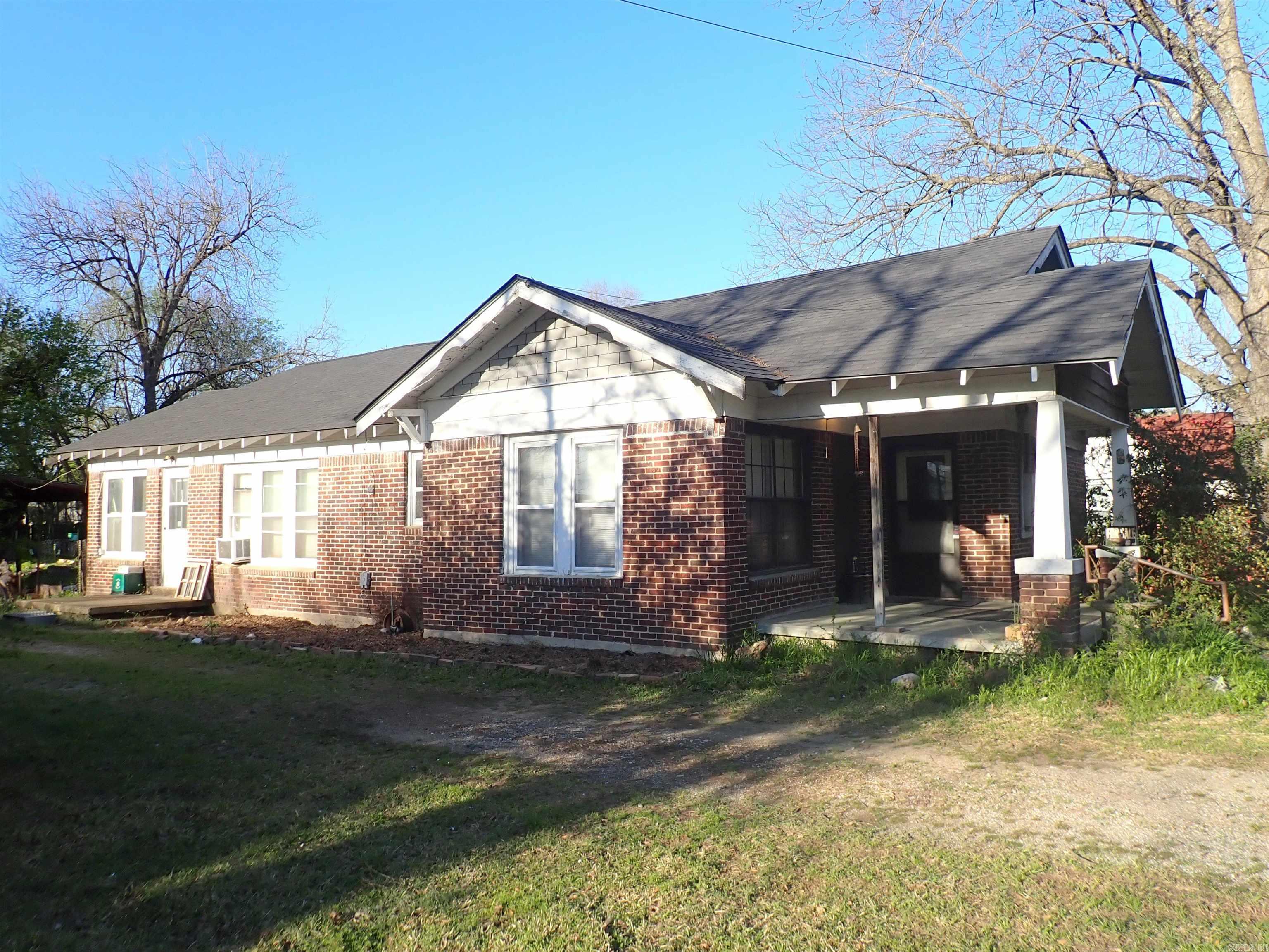 1309 Center Street Property Photo 5