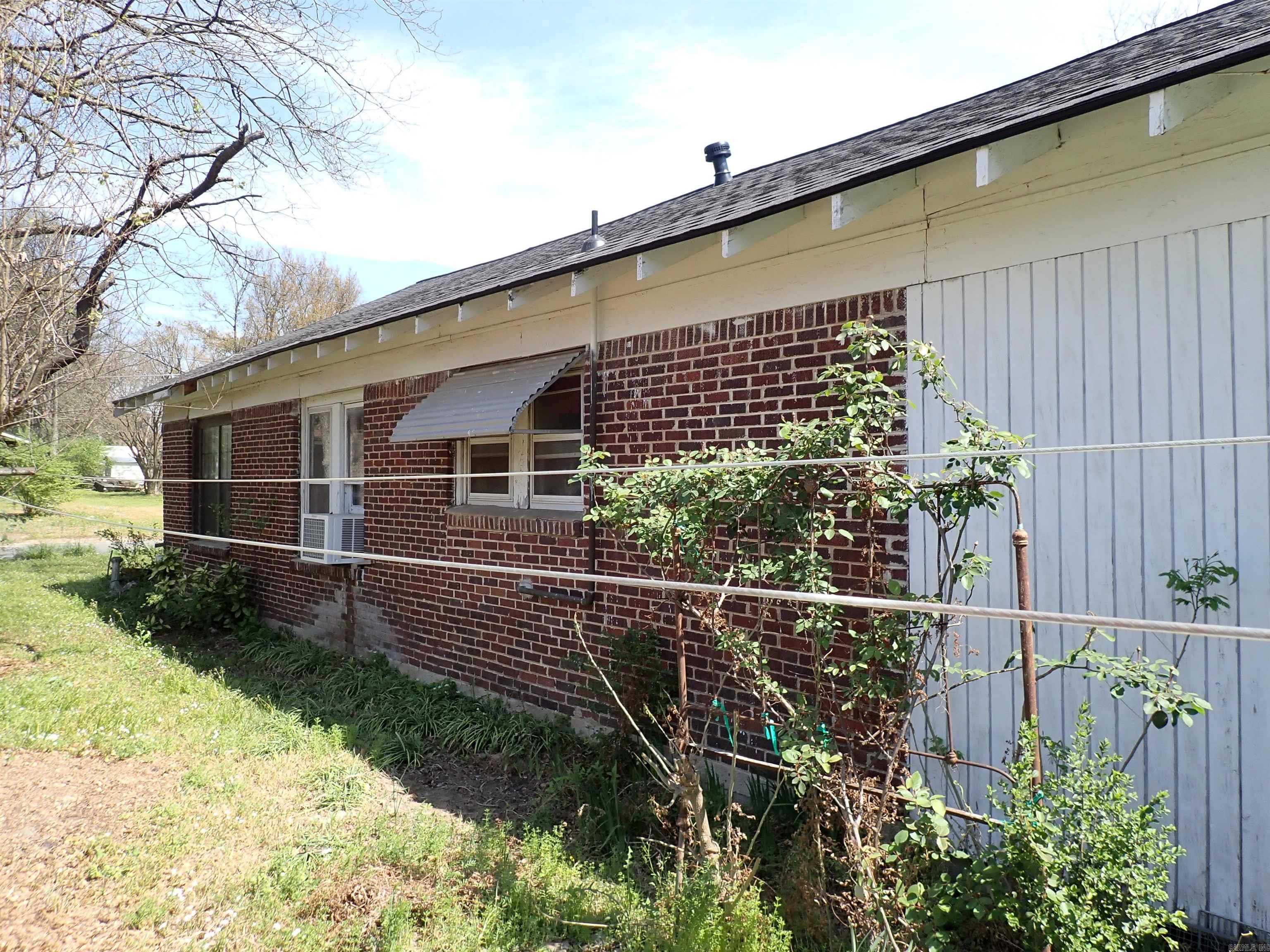 1309 Center Street Property Photo 9