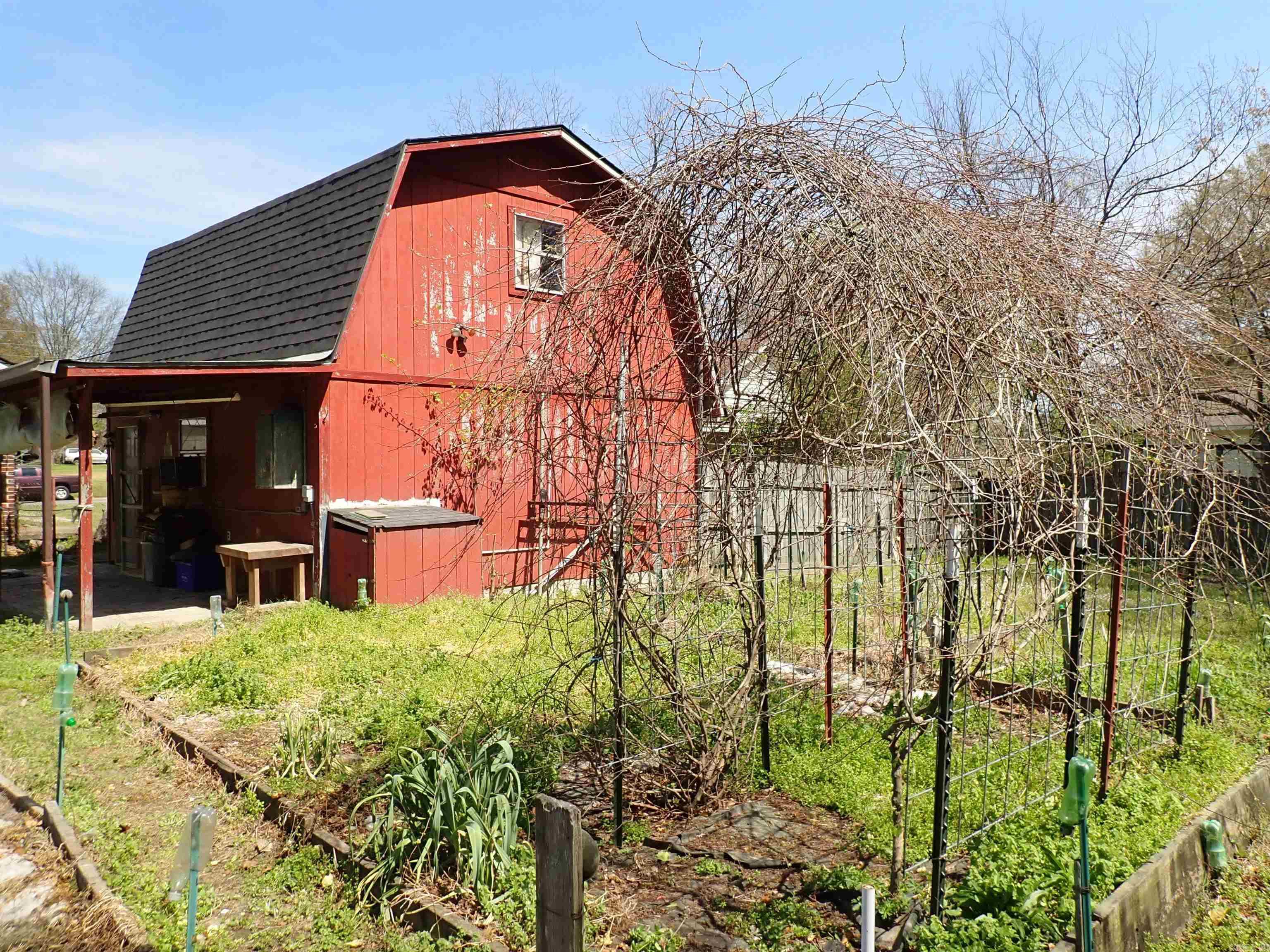 1309 Center Street Property Photo 13