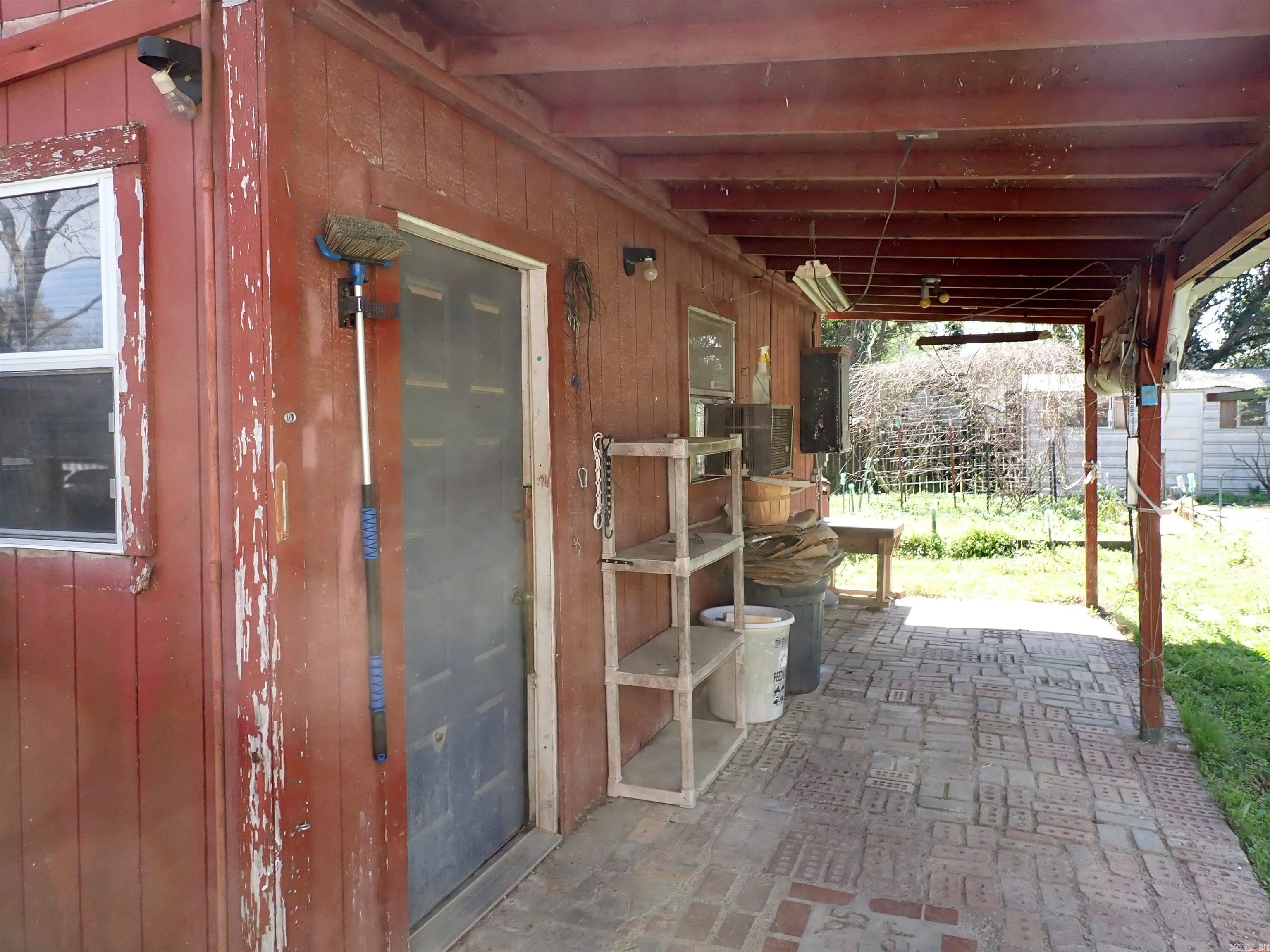 1309 Center Street Property Photo 15