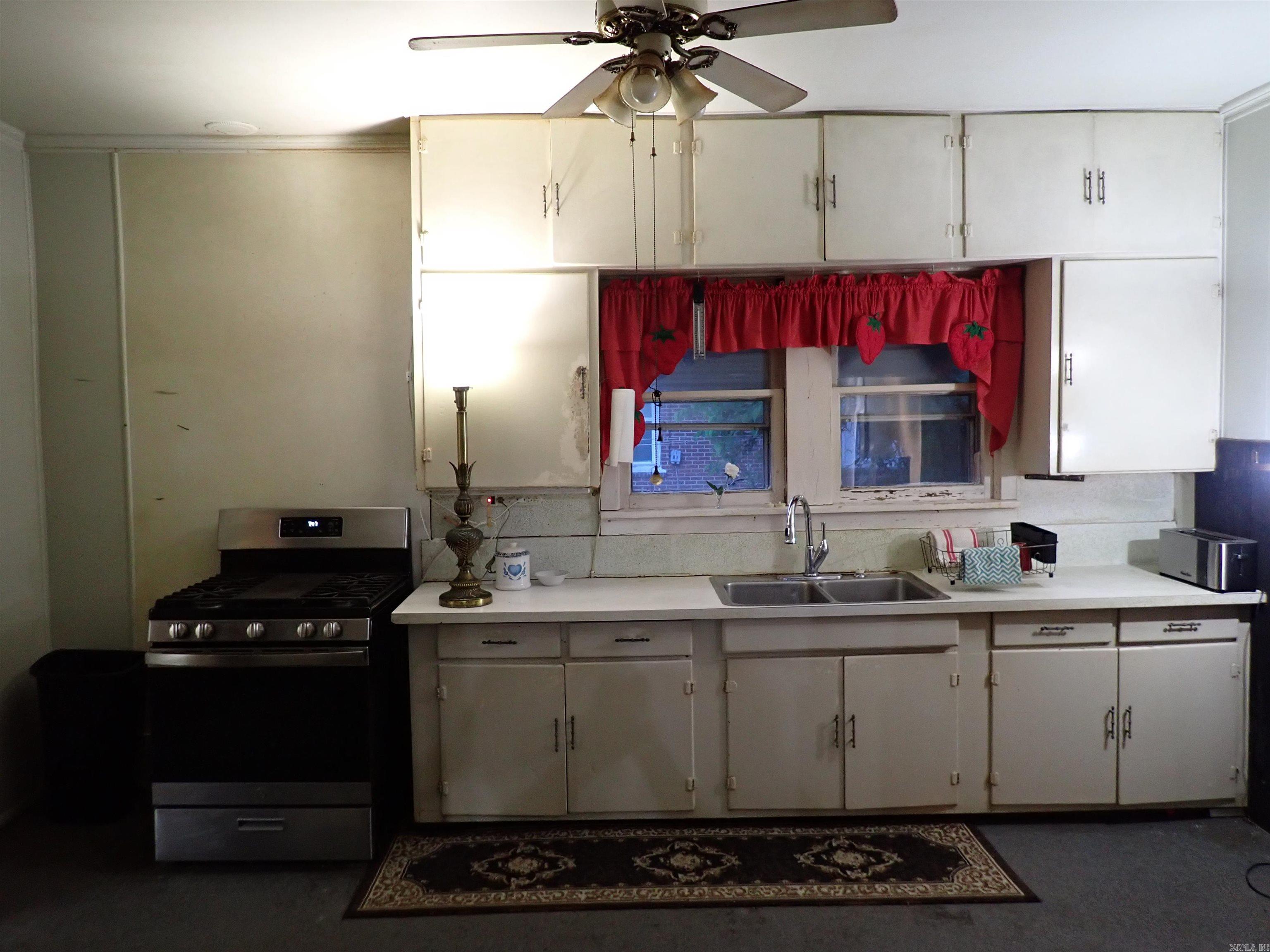 1309 Center Street Property Photo 28
