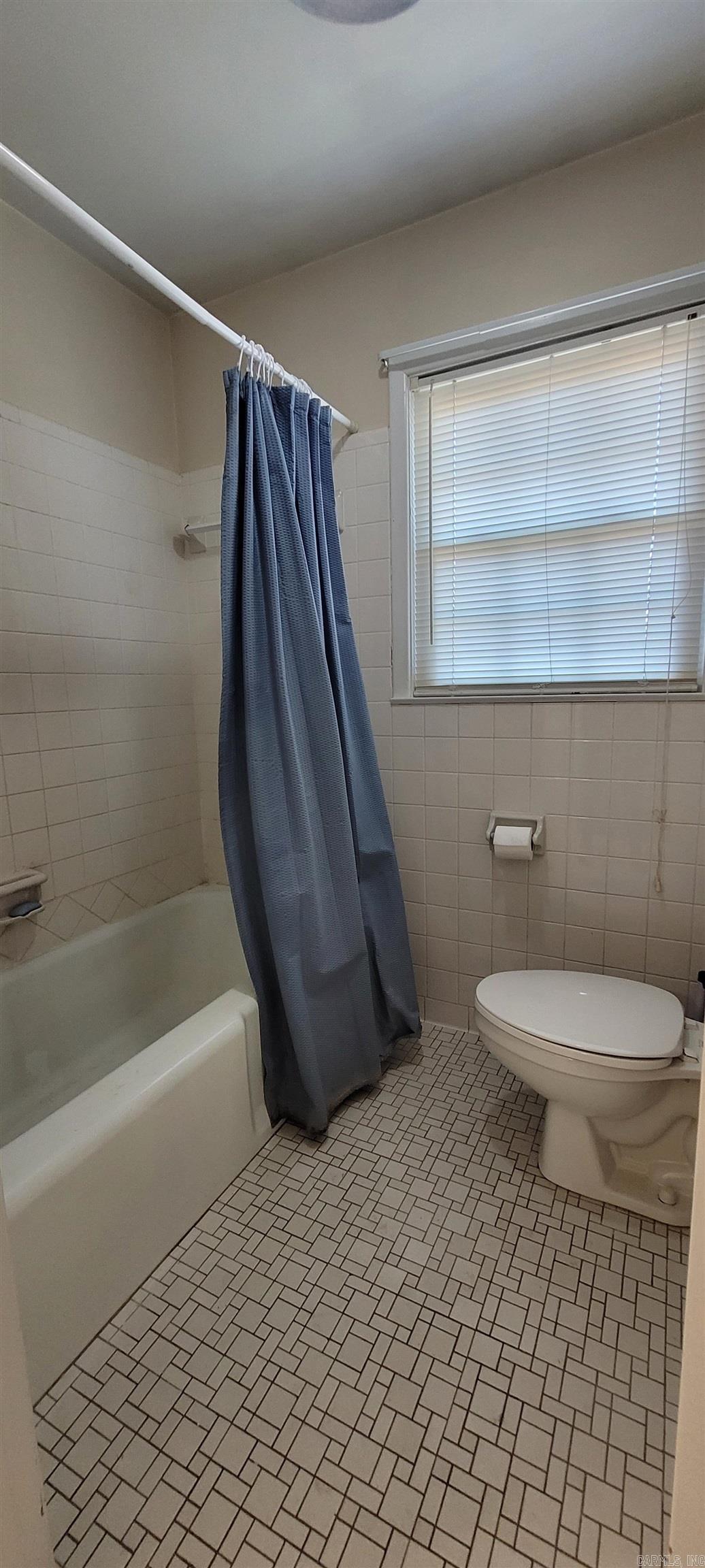 400 N Edmonds Avenue Property Photo 24