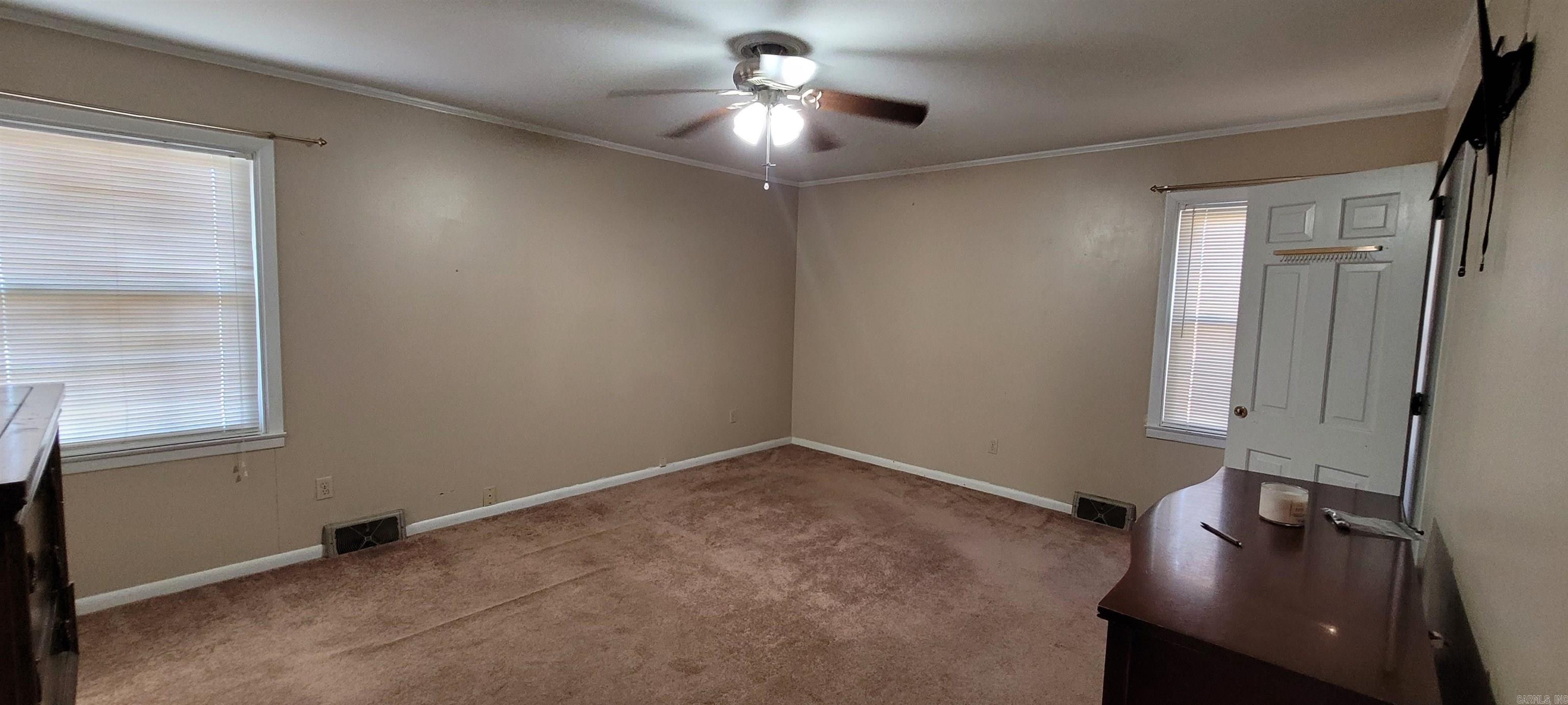 400 N Edmonds Avenue Property Photo 27