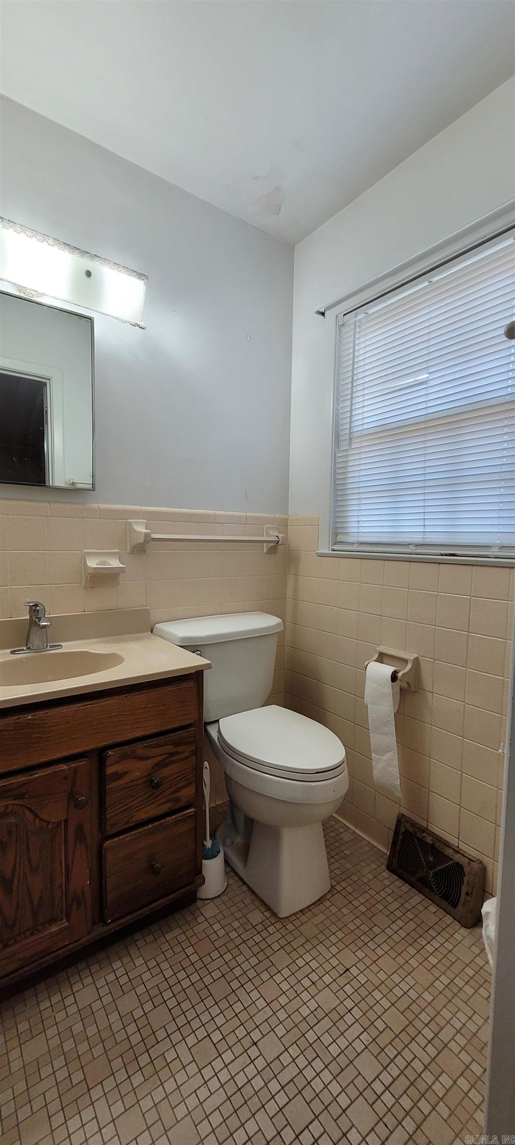 400 N Edmonds Avenue Property Photo 29
