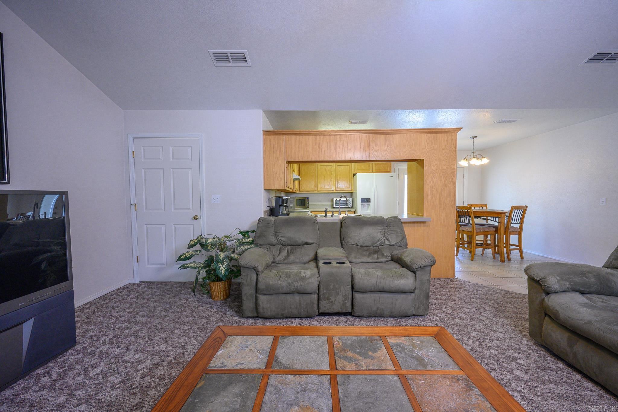 908 Orchard Avenue Property Photo 7