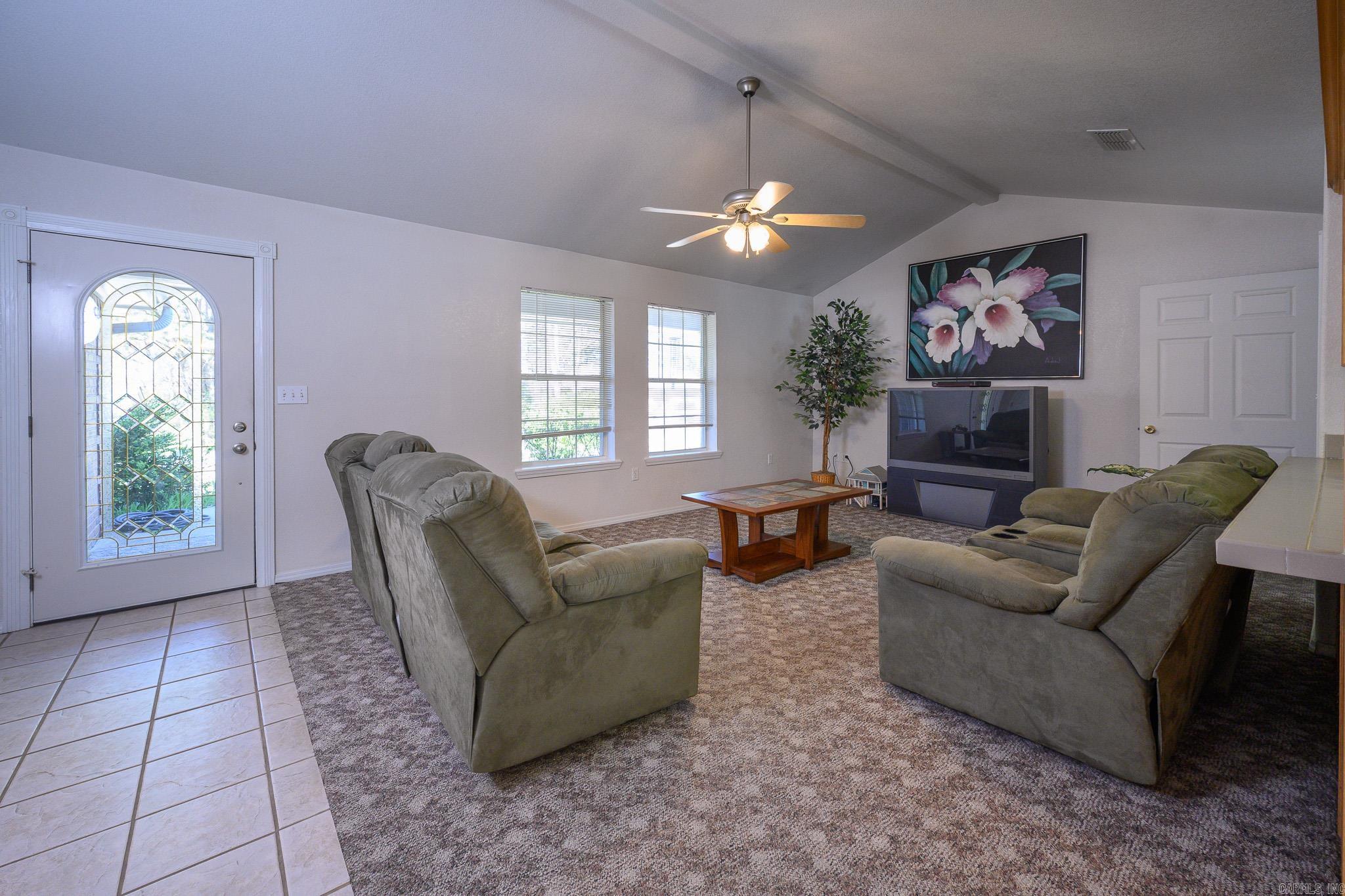 908 Orchard Avenue Property Photo 8