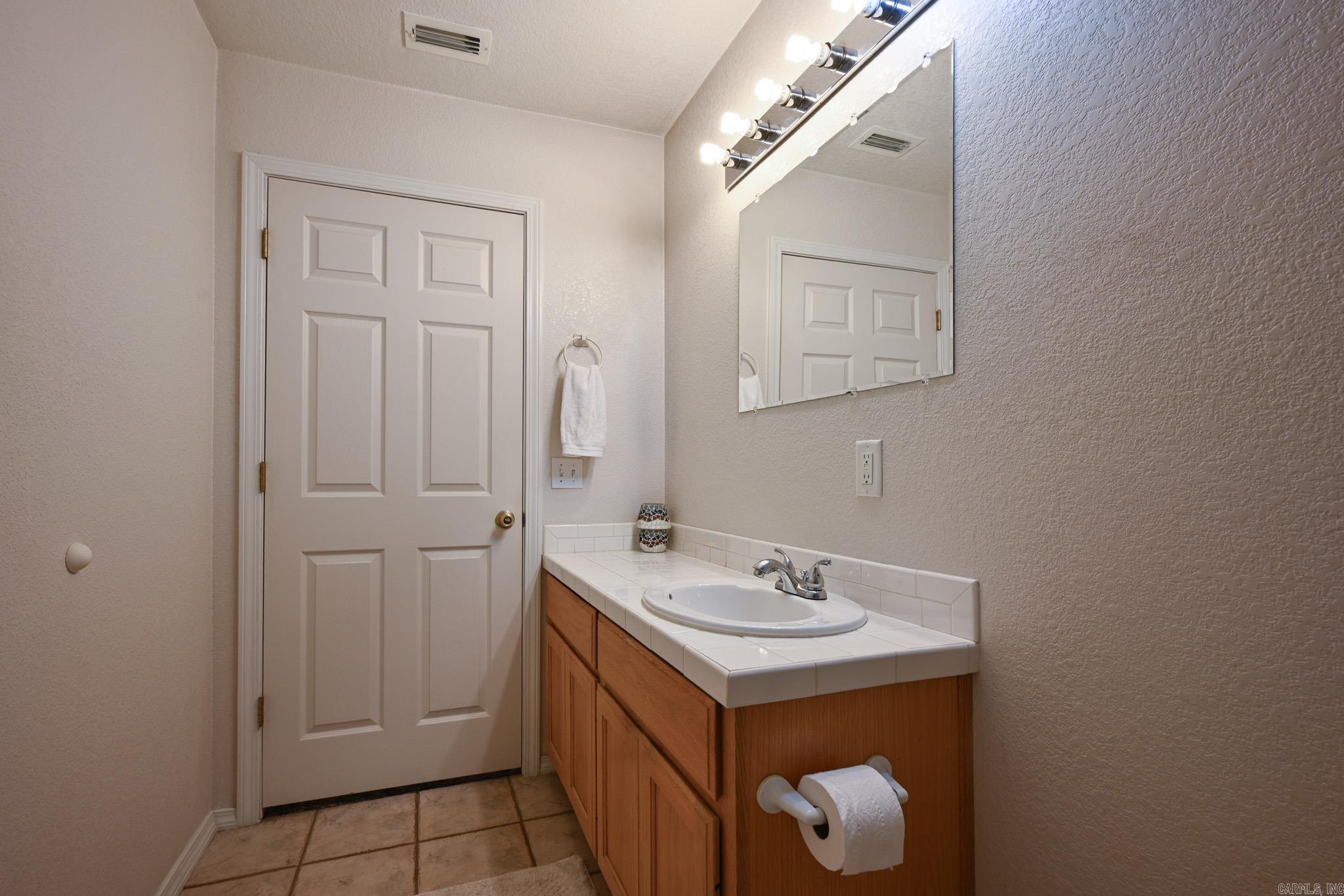 908 Orchard Avenue Property Photo 28