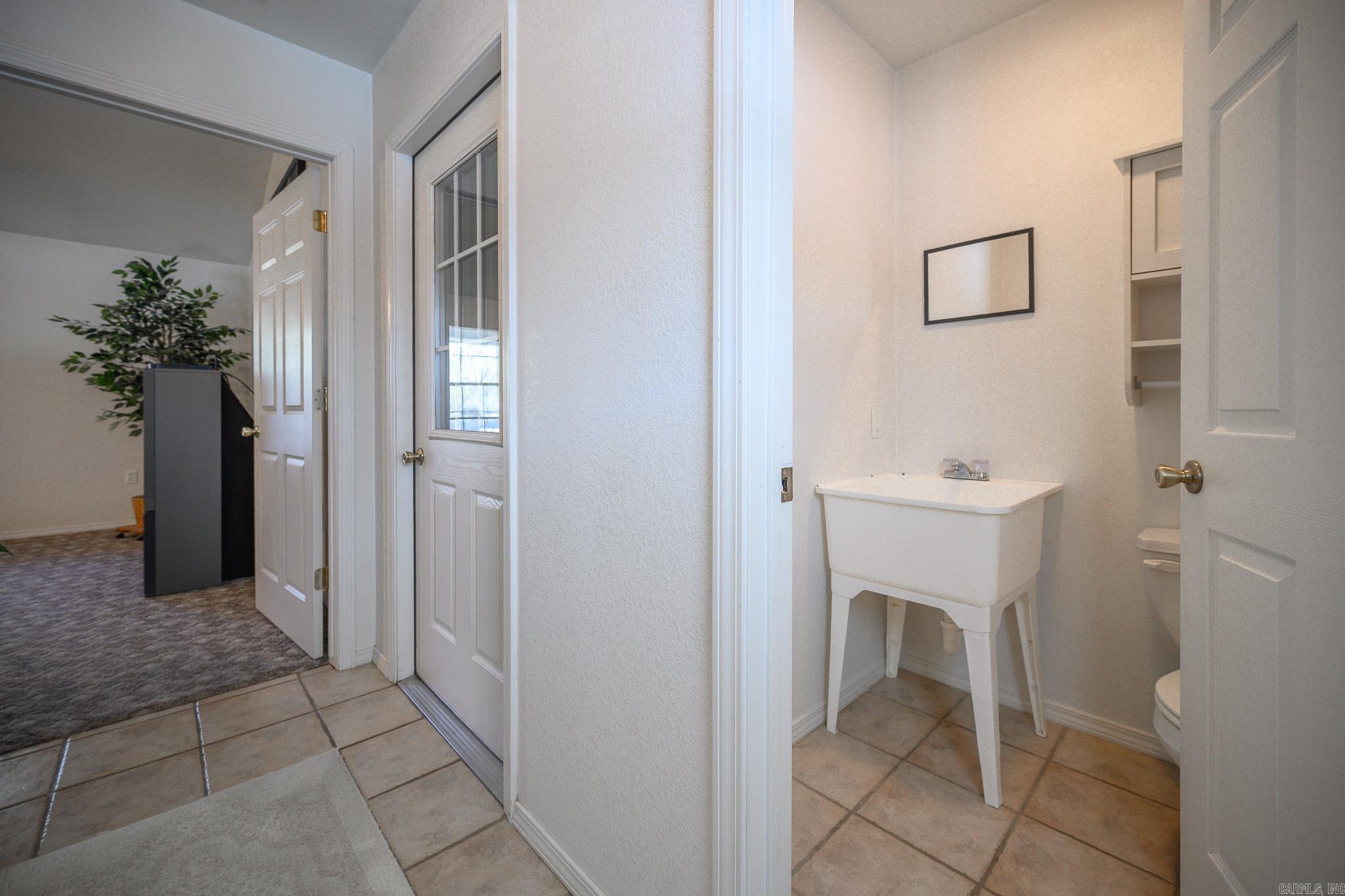 908 Orchard Avenue Property Photo 32
