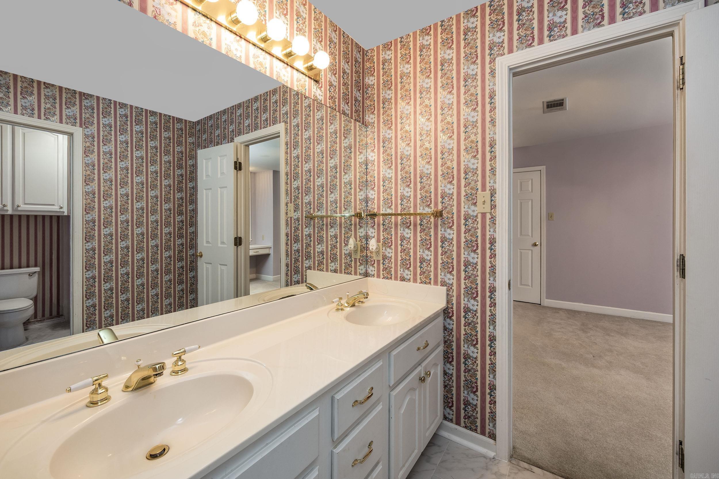 73 Valley Estates Cove Property Photo 40