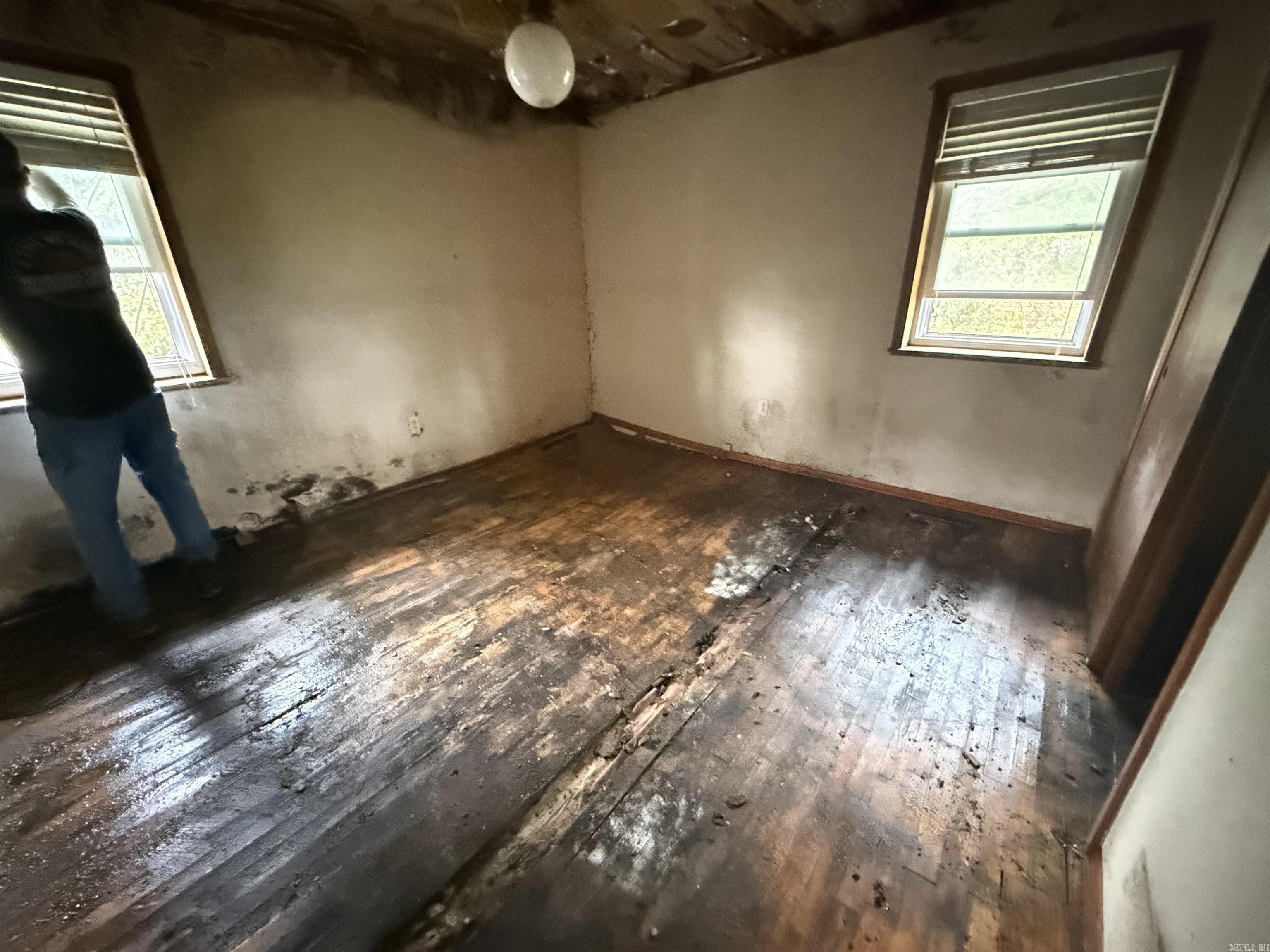 507 7th Street Property Photo 2