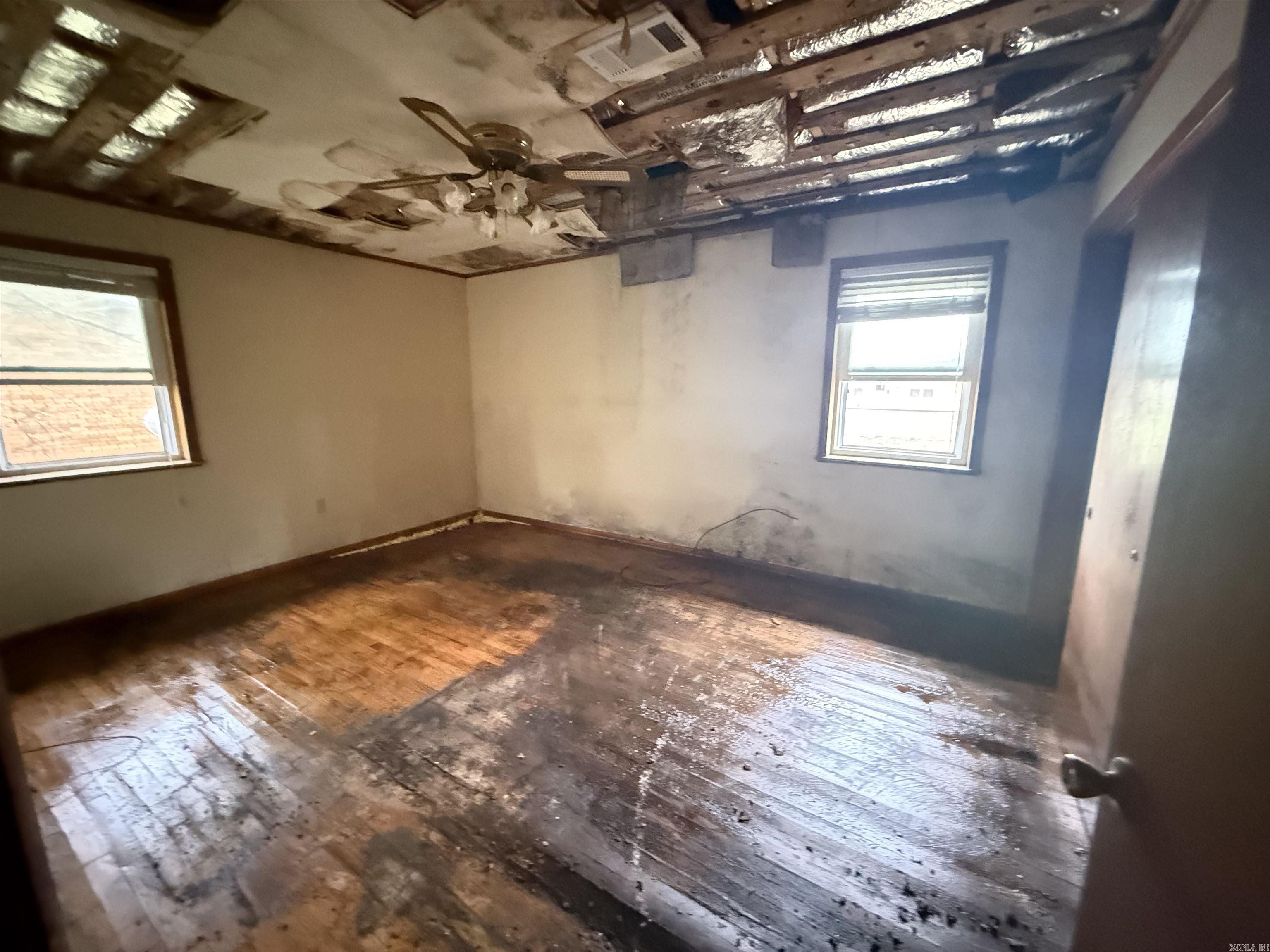 507 7th Street Property Photo 3