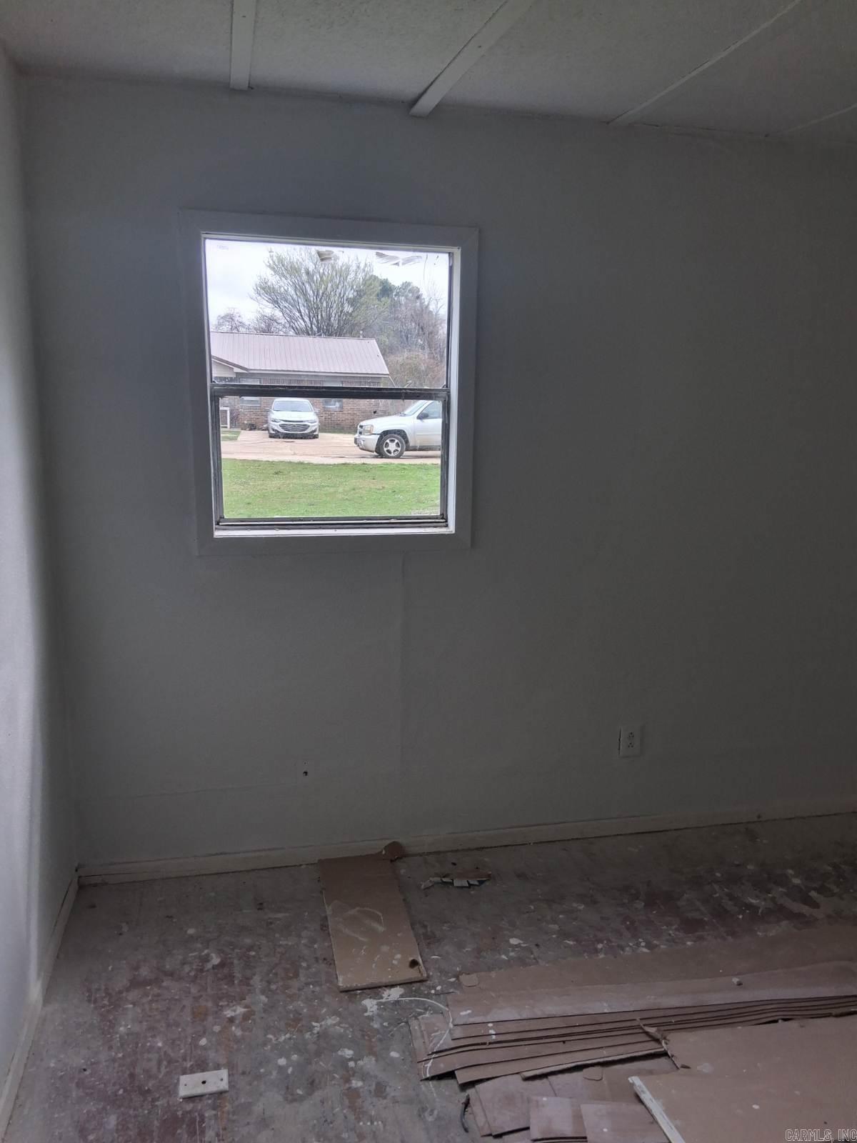 805 Dangeau Avenue Property Photo 11