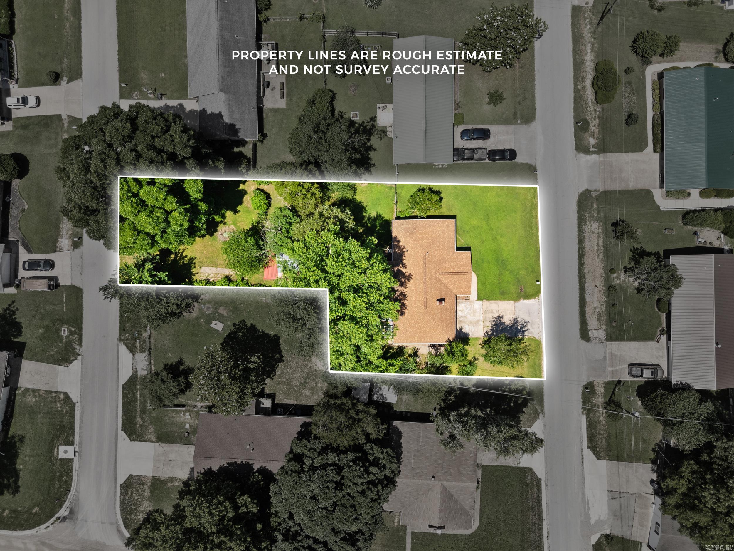 818 Locust Street Property Photo 28