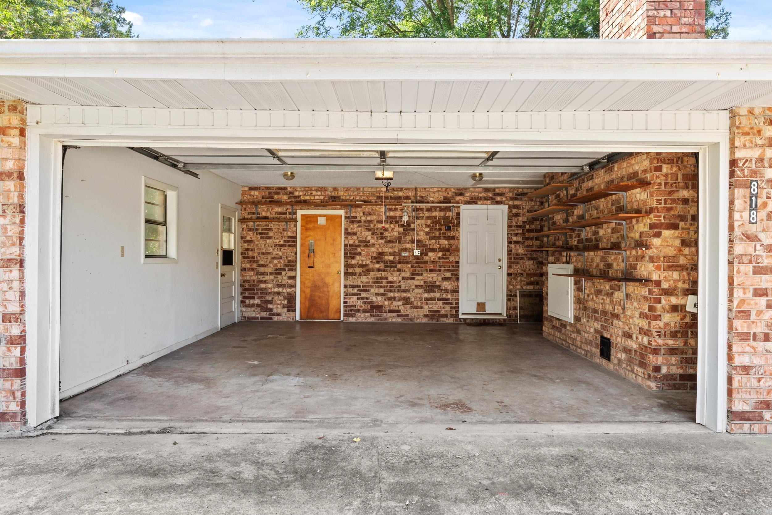 818 Locust Street Property Photo 29