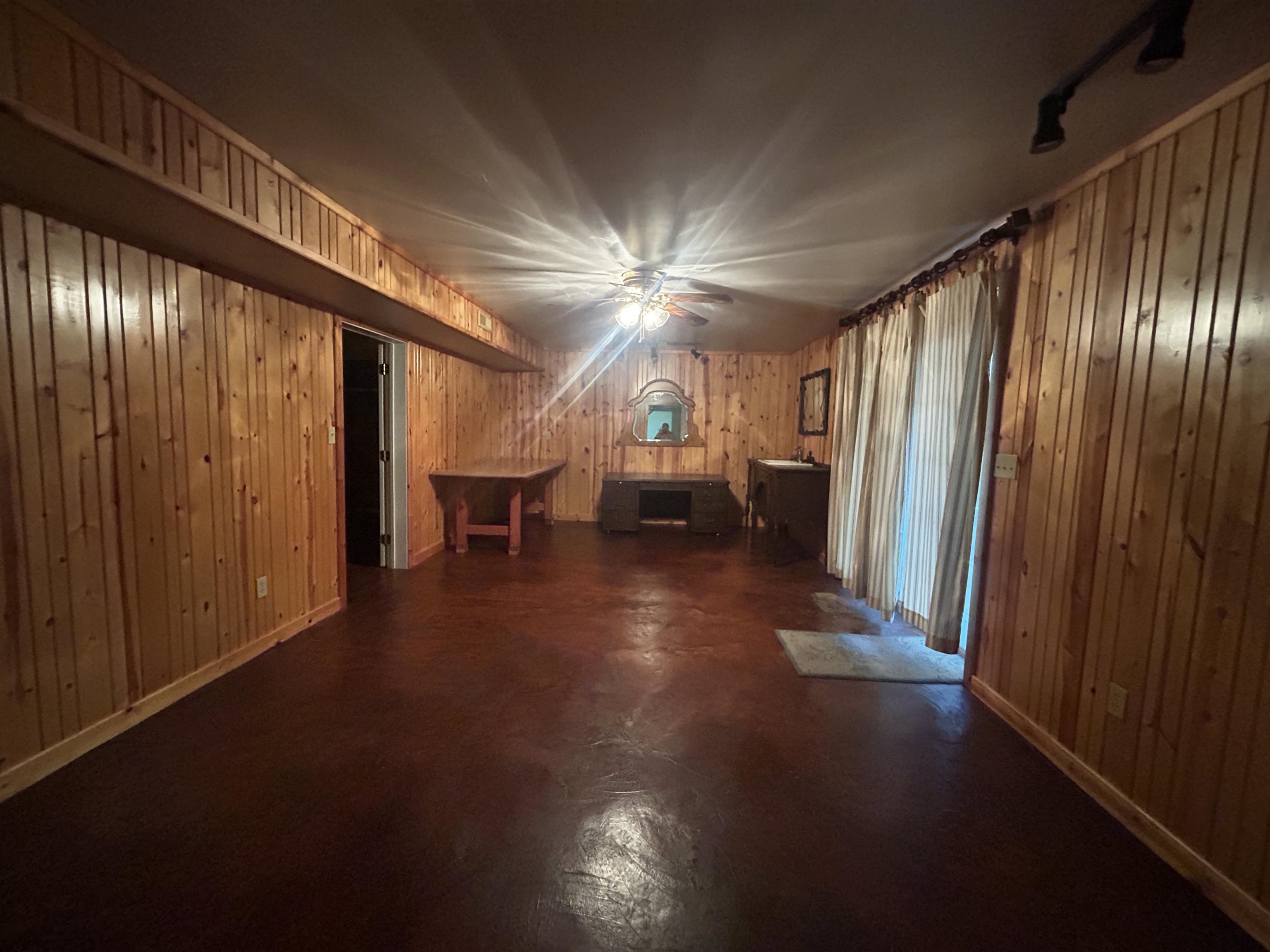 404 Evans Road Property Photo 24