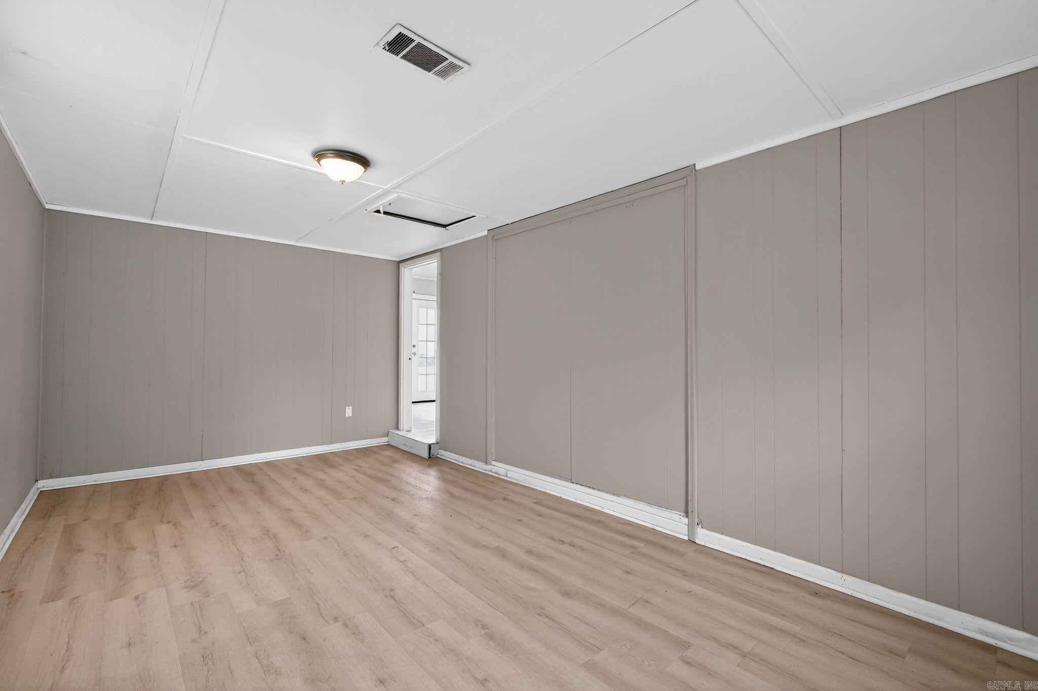 3521 Pinewood Loop Property Photo 16